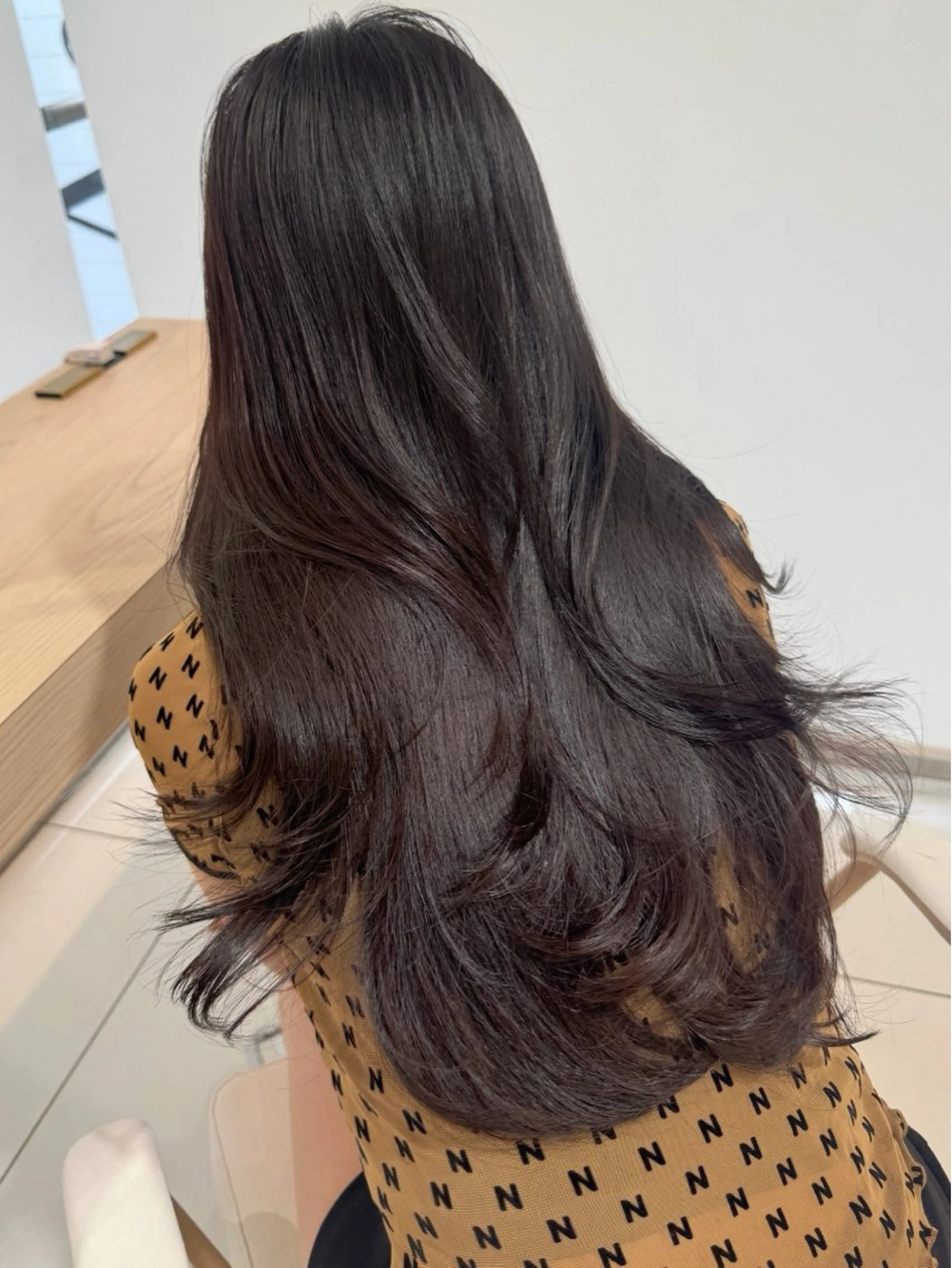 ロング 三鷹で1番ショート ボブをカットする新谷のヘアスタイル