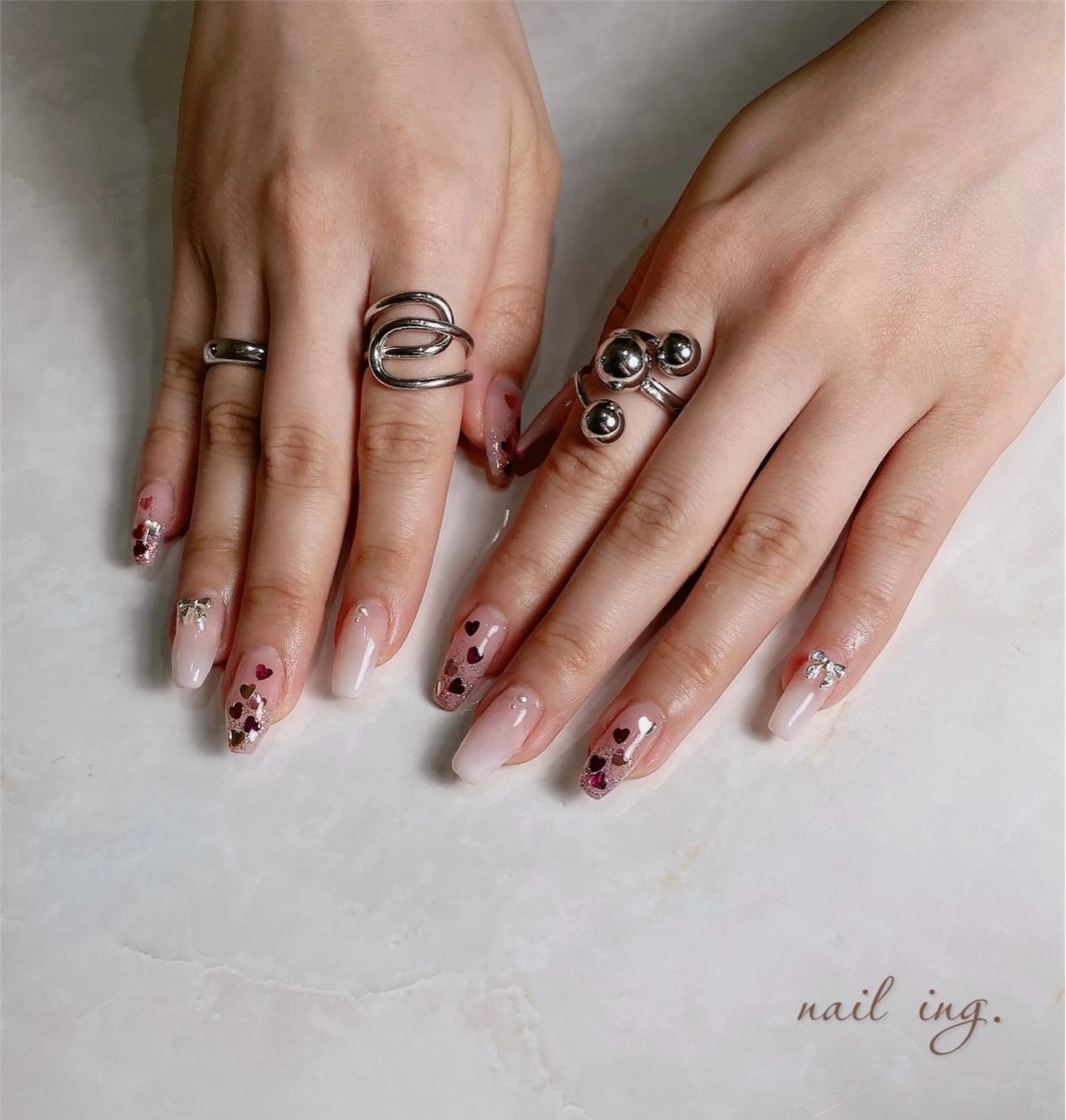 ネイル ｉｎｇ .のネイルデザイン