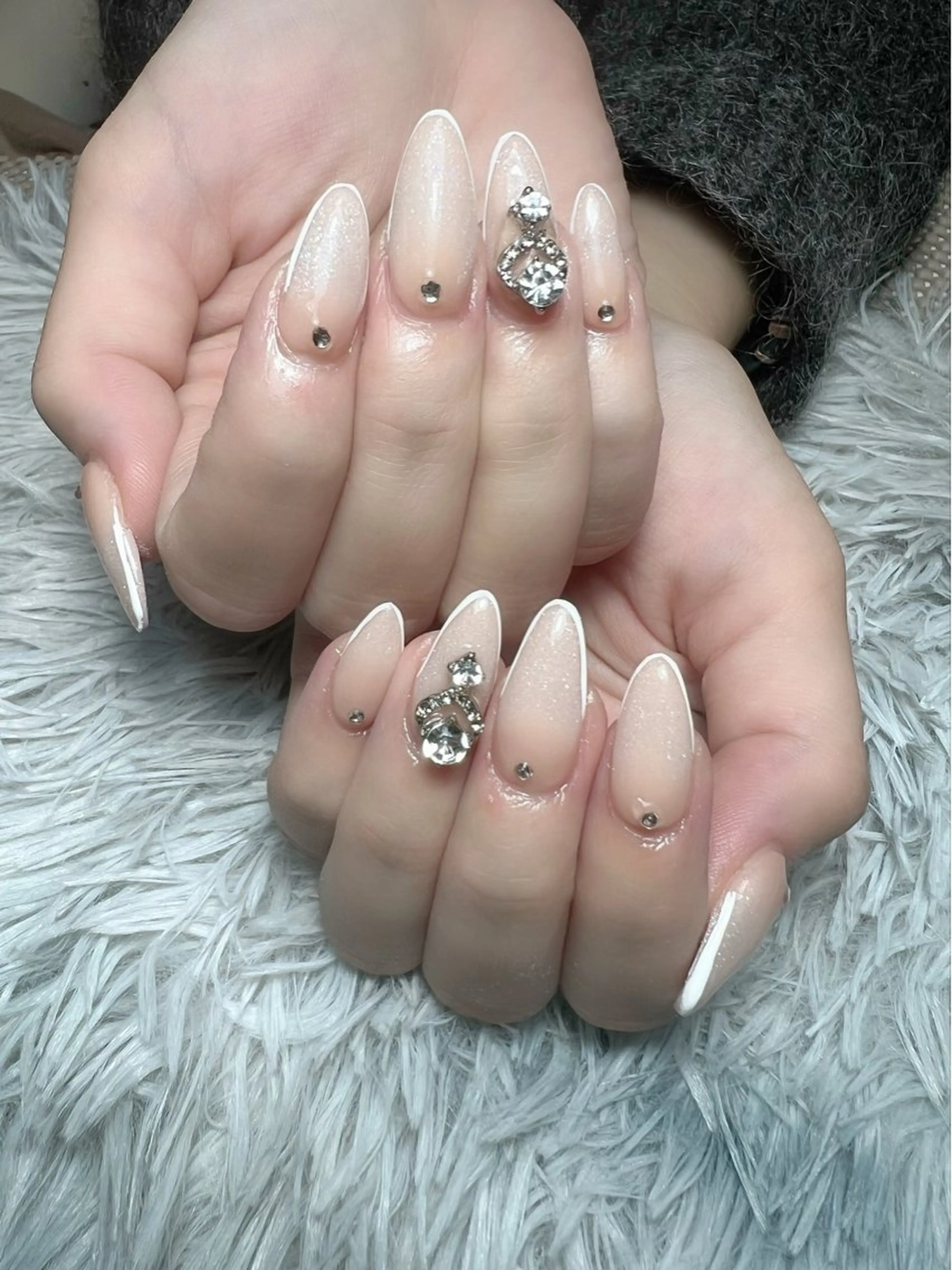 ネイル フレンチネイル グラデーション ラメ(グリッター) スカルプネイル ハンドネイル シェヌネイル JURAのネイルデザイン