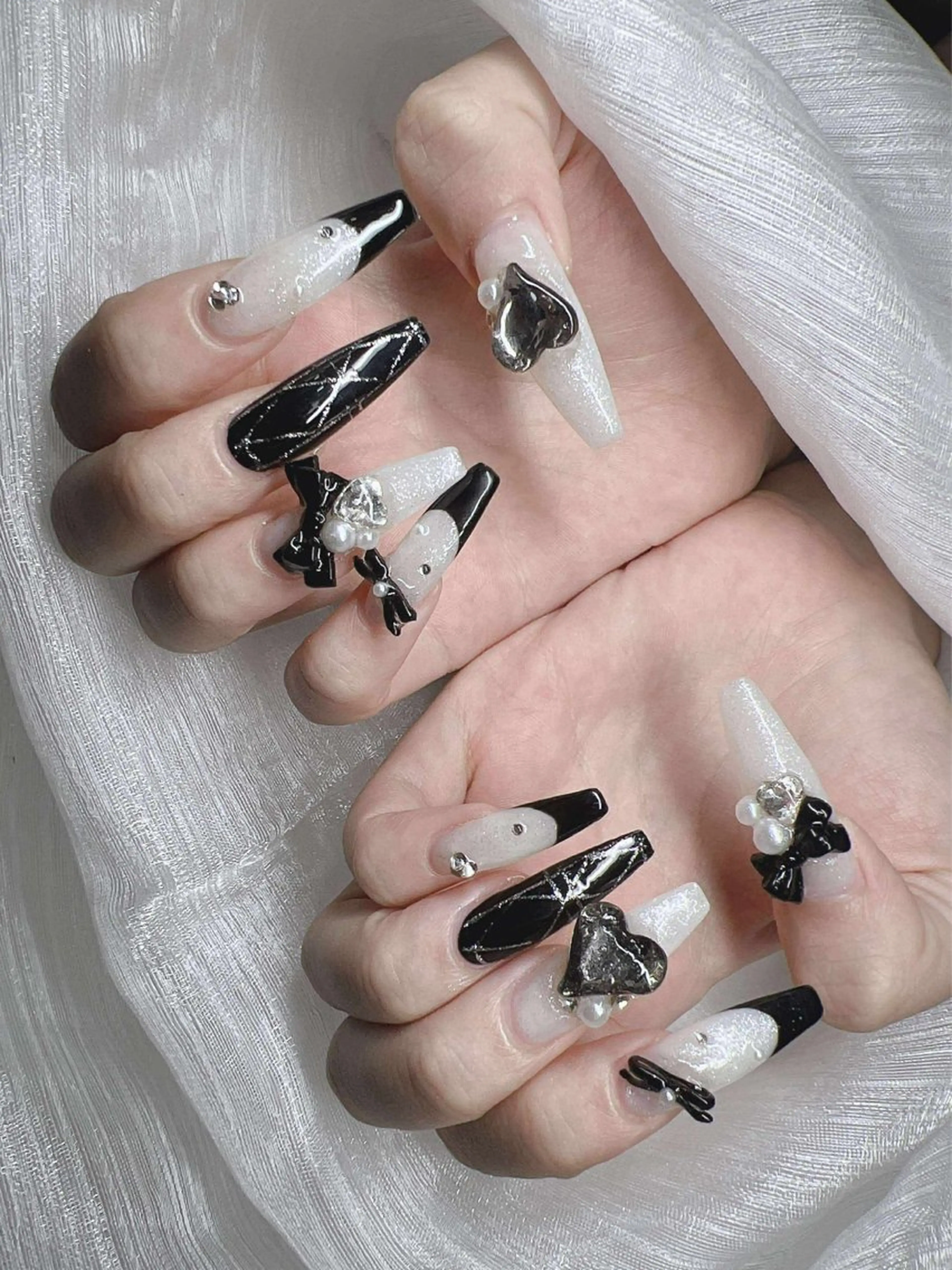 ネイル ハンドネイル Lee Nailsのネイルデザイン