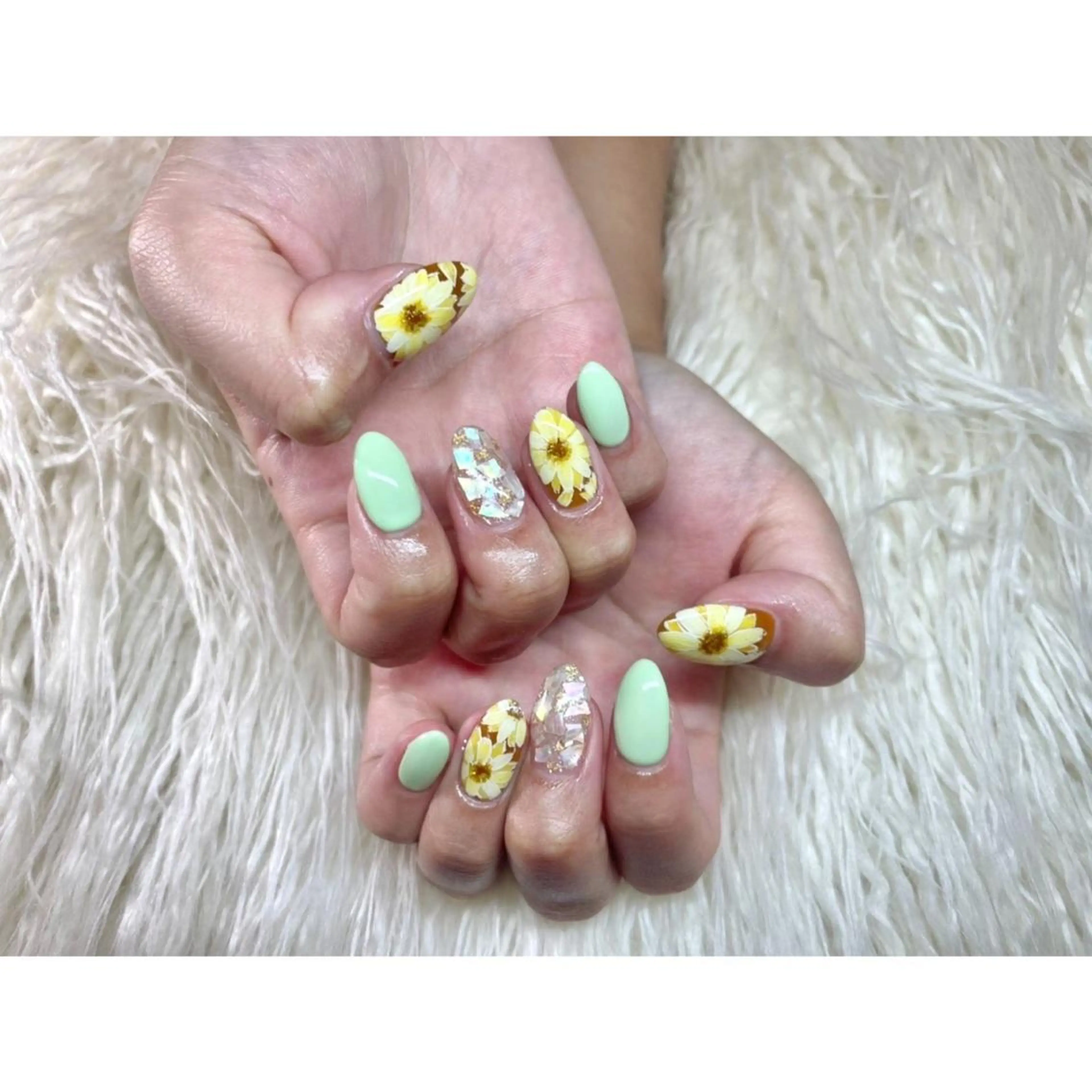 ネイル ハンドネイル フットネイル Nail salon LuaRのネイルデザイン