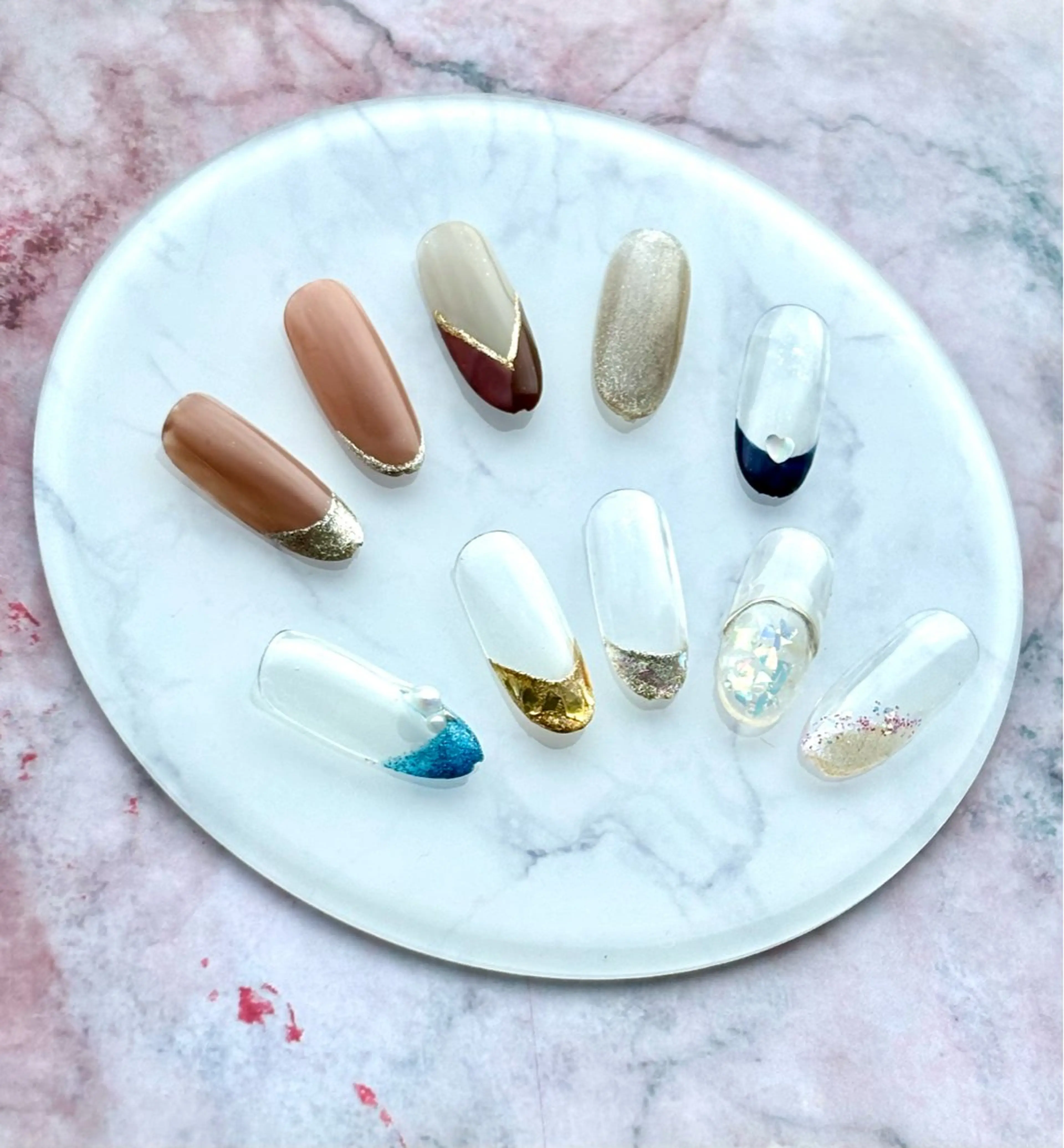 ネイル アートネイル フレンチネイル ラメ(グリッター) あんどう じゅりのネイルデザイン