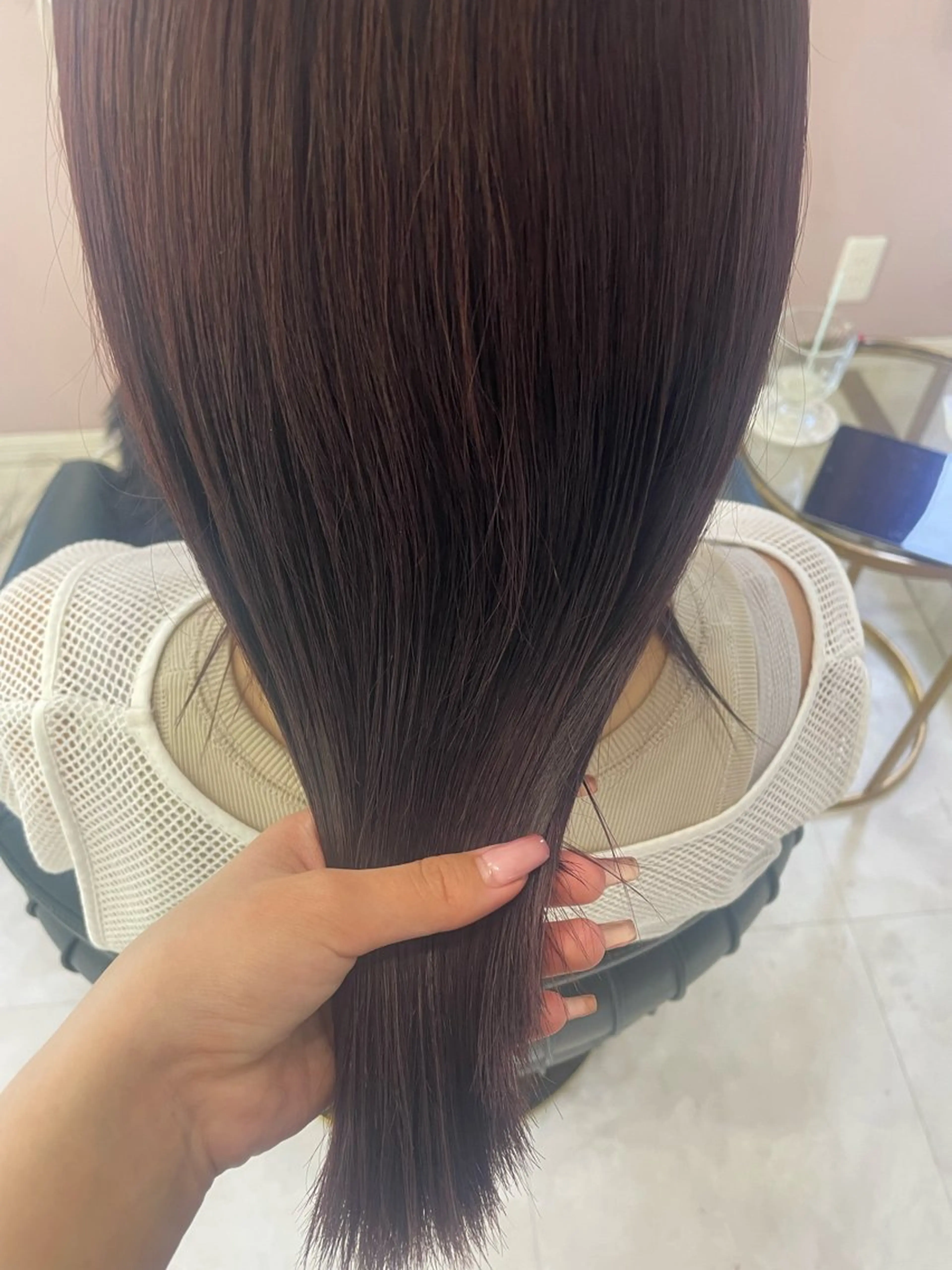 セミロング カラー che'rie shizukiのヘアスタイル