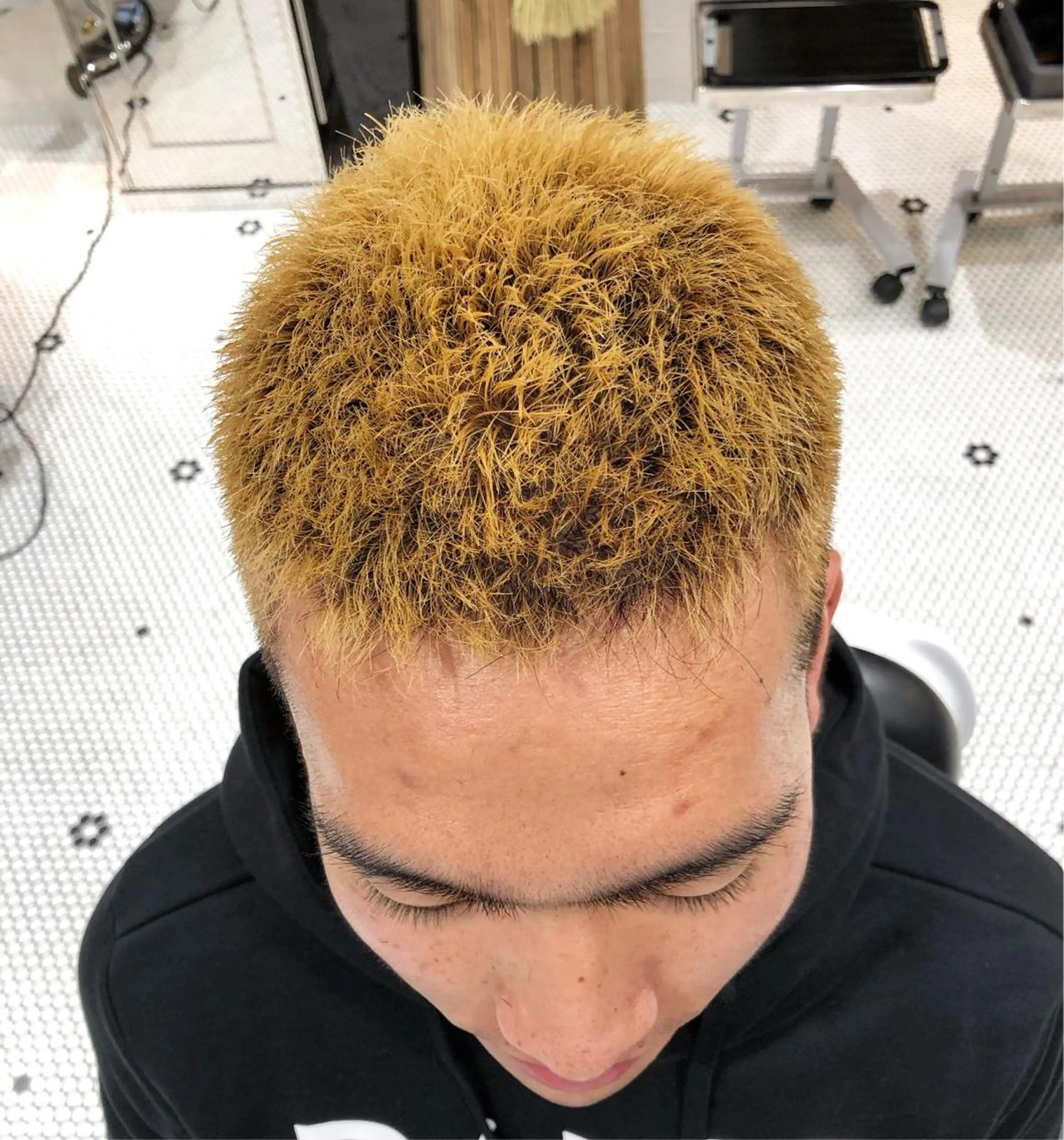 ショート カラー メンズ カット無料/髪質改善 髪質根本改善/艶髪のヘアスタイル