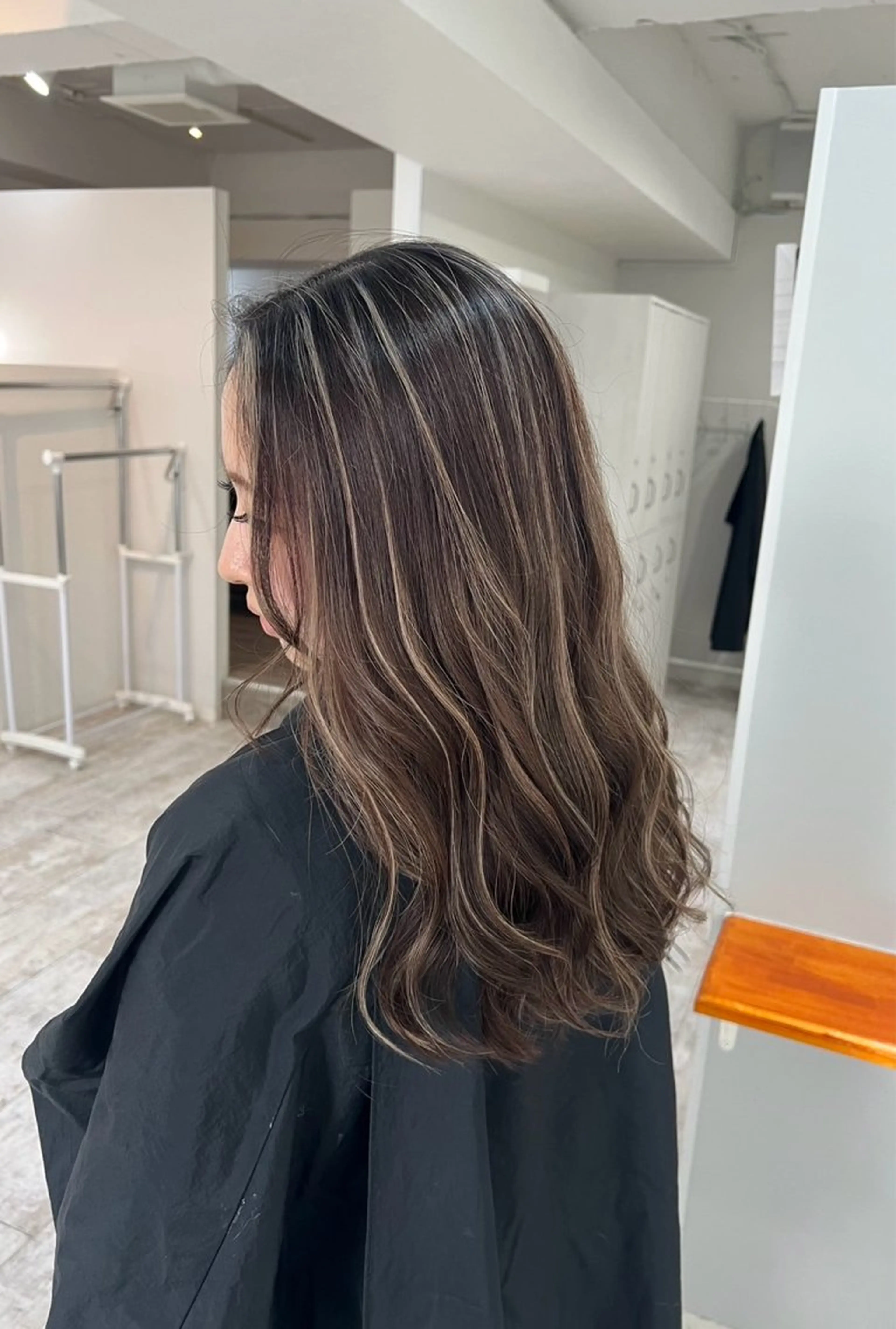 ロング カラー ブラウンカラー ハイライトカラー ハイライト ヘアカラー トリートメント ROBIN所属・指名数No.1 /NAOYAのヘアスタイル