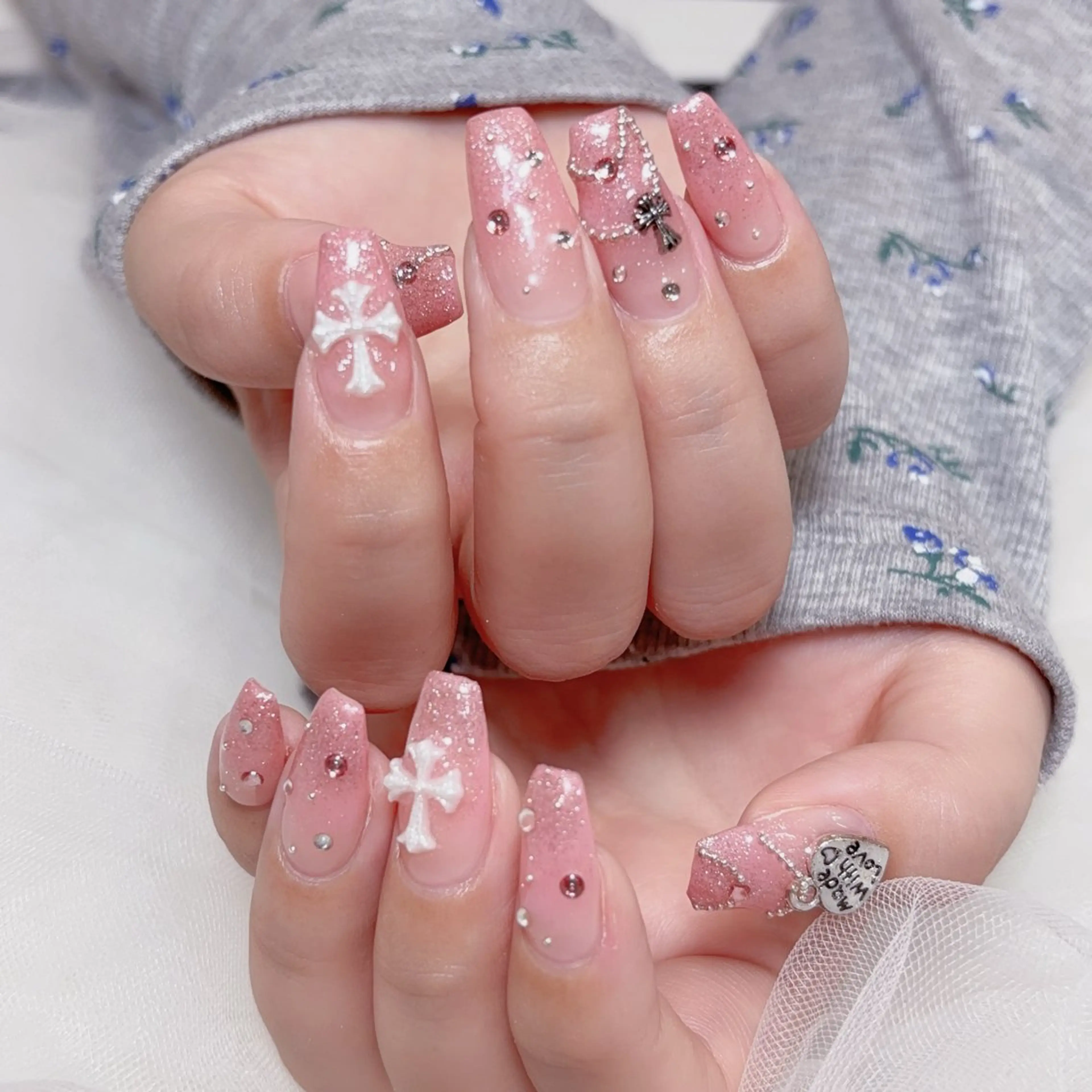 ネイル 持ち込み Riona 🌸上野のネイルデザイン