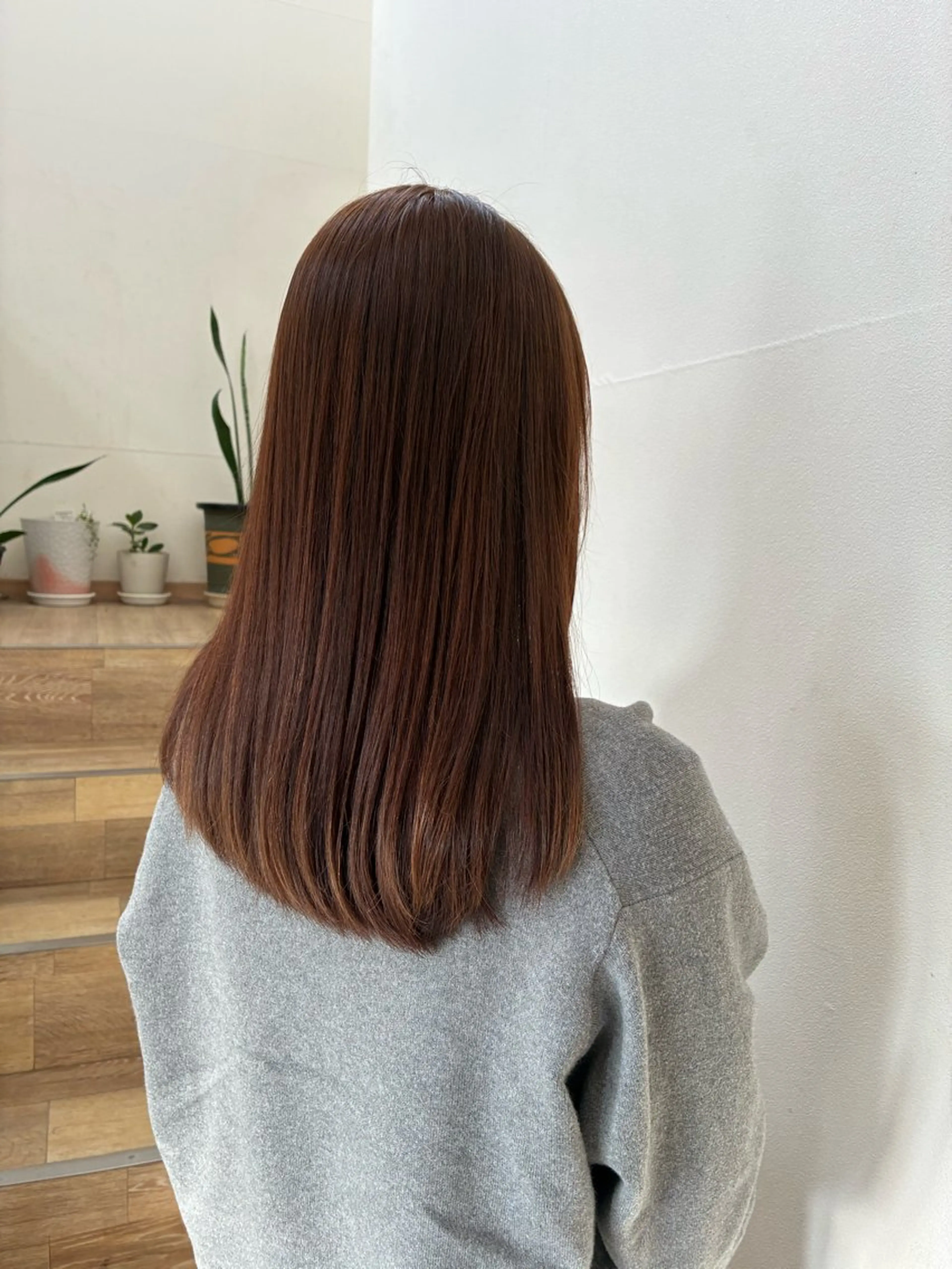 カラー ヘアカラー 鳥居 零菜のヘアスタイル