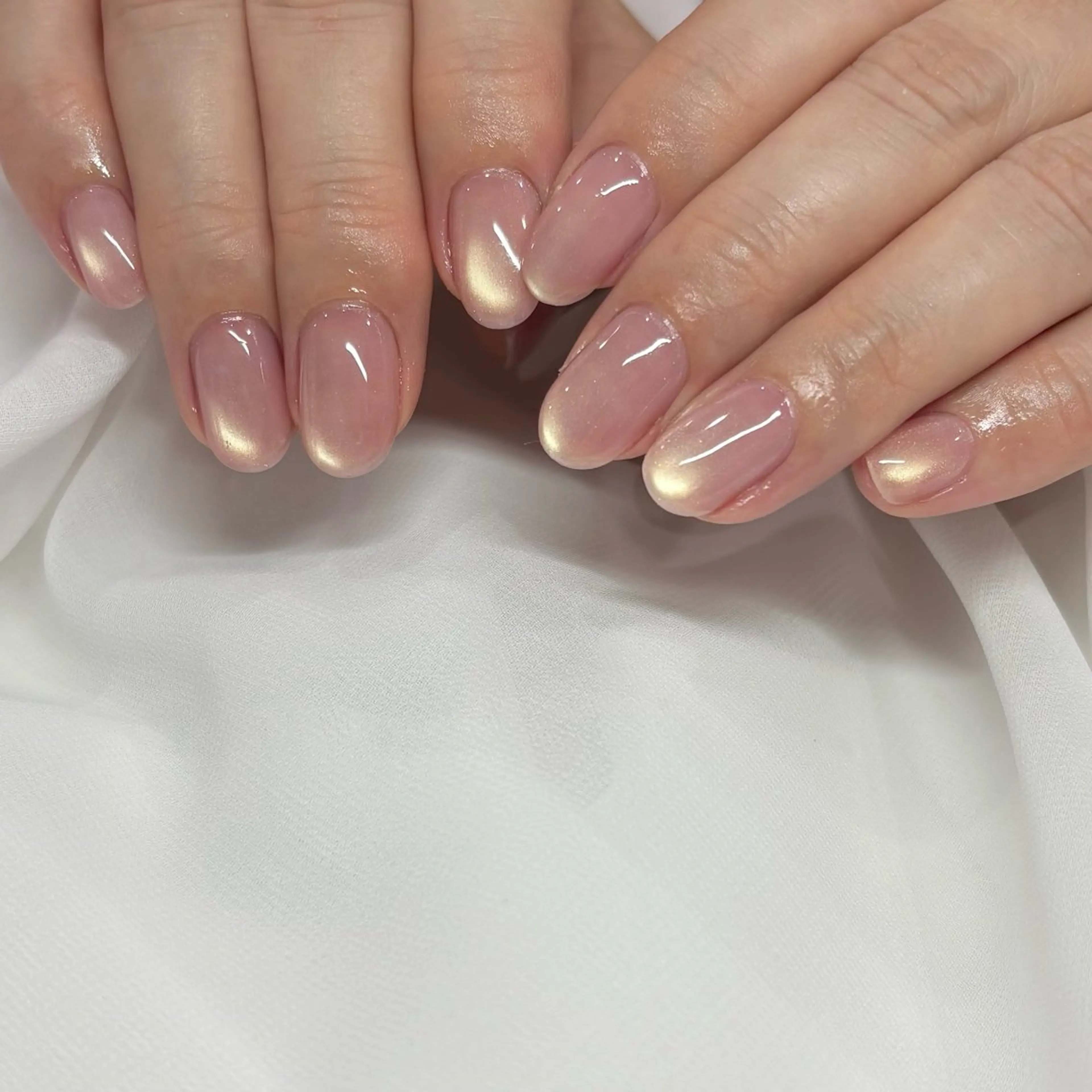 ネイル マグネットネイル パラジェルサロン 大人女性が通うサロンのネイルデザイン