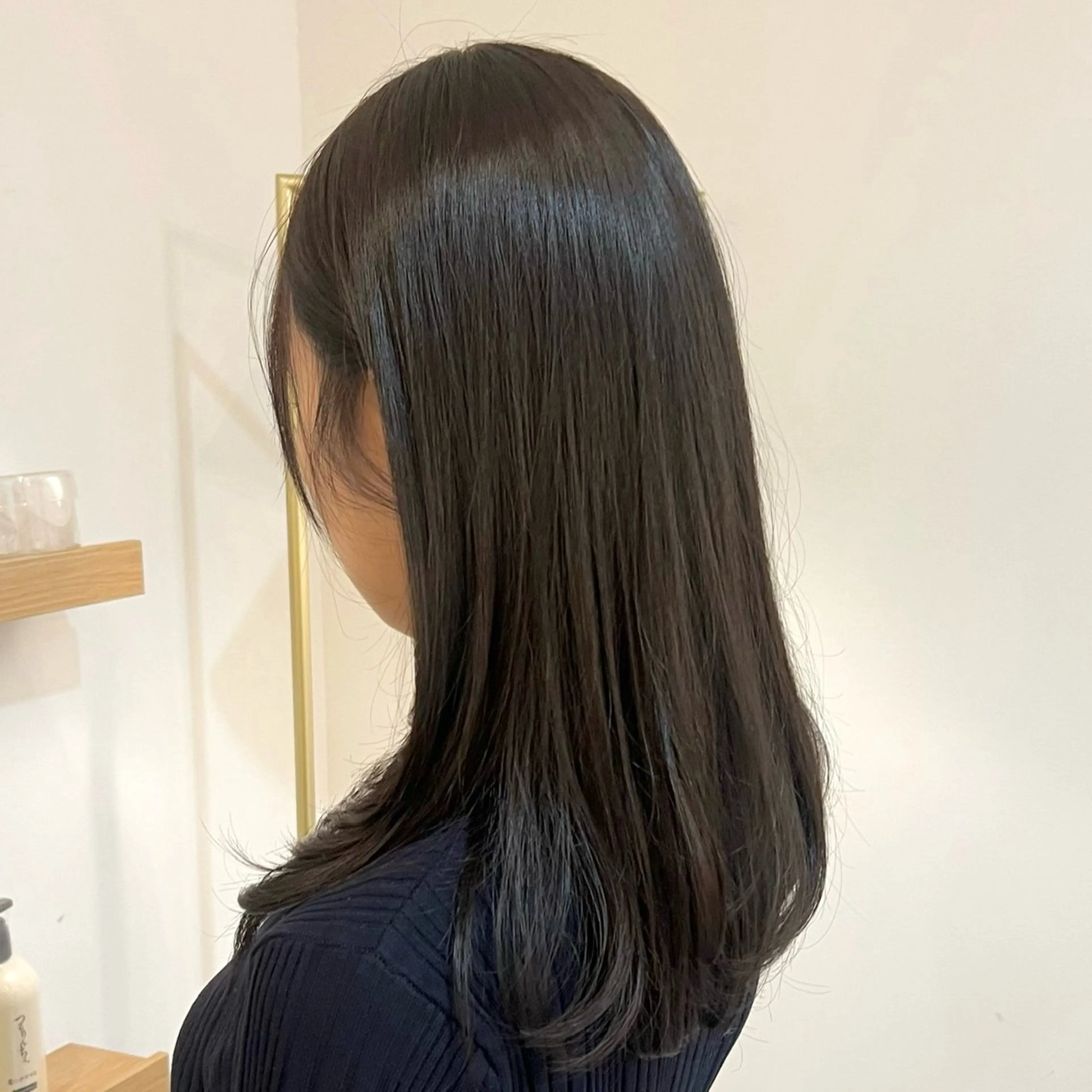 セミロング カラー ベージュカラー ブリーチ 透明感カラー ダブルカラー グレージュ ヘアカラー 艶カラー/透明感 /ヒグチアオイのヘアスタイル