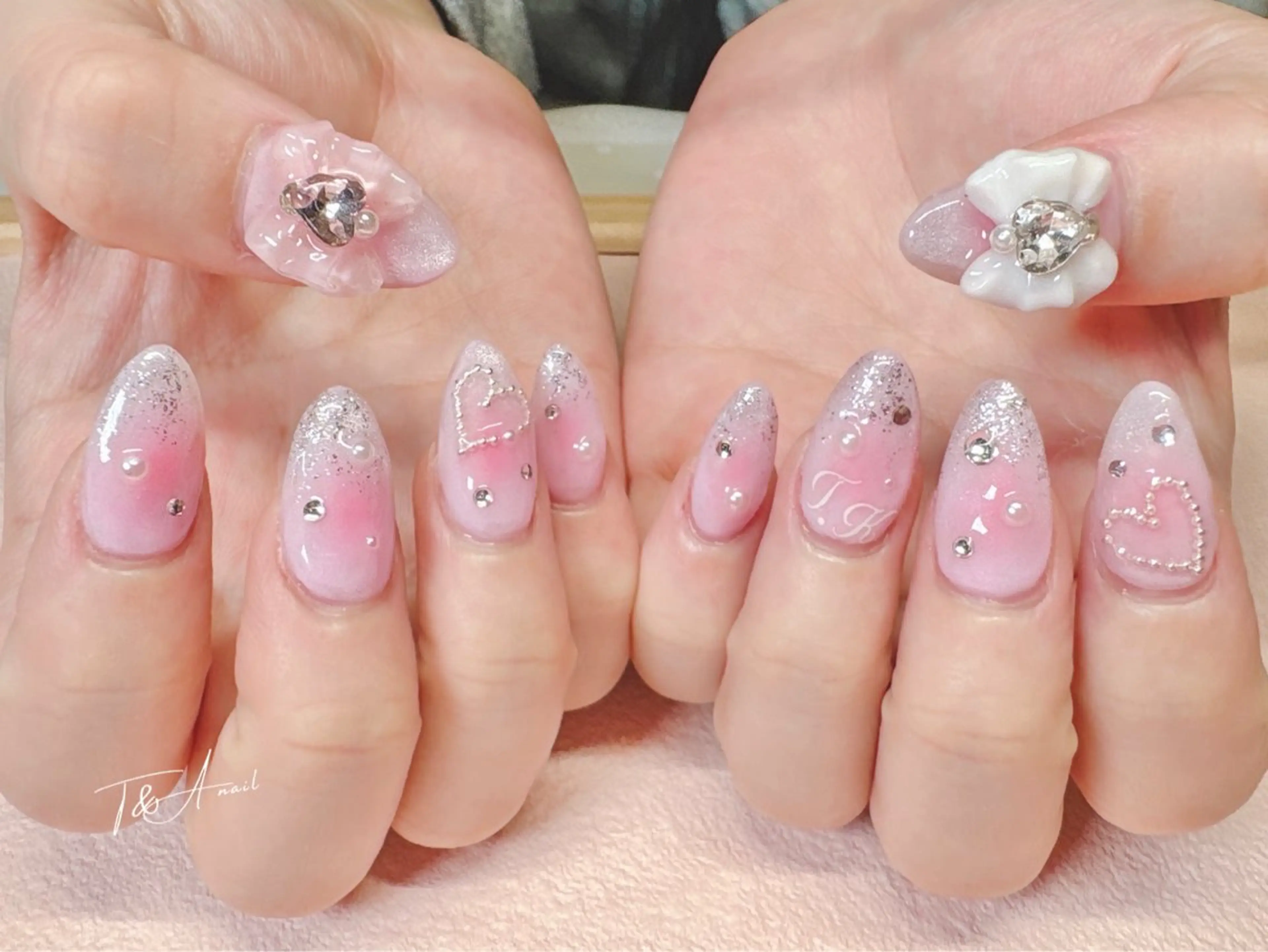 ネイル チークネイル 長さ出し ジェルネイル ハート ピンク ハンドネイル T&A nailのネイルデザイン