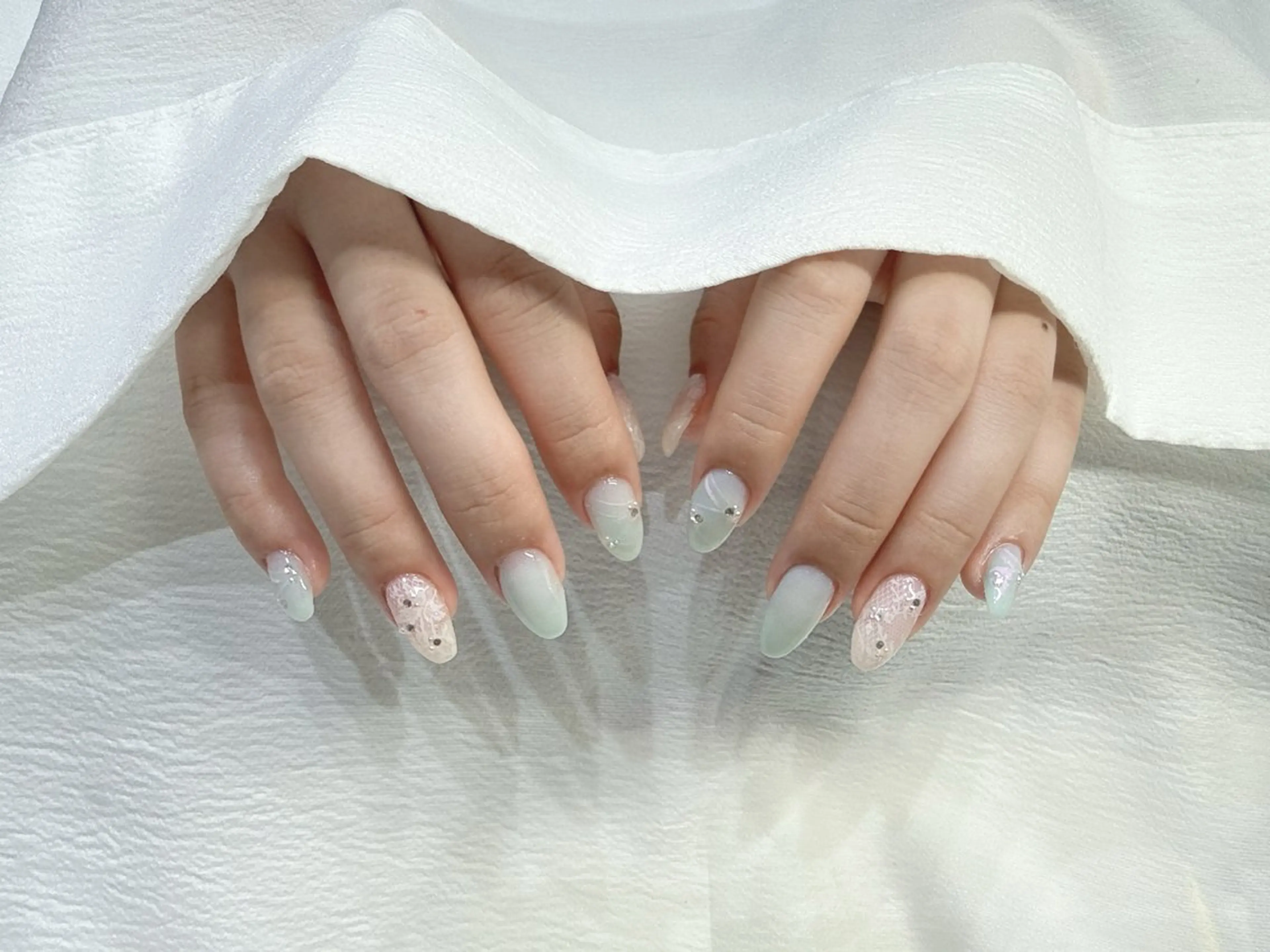ネイル NailSalon✨ Écrinエクランのネイルデザイン
