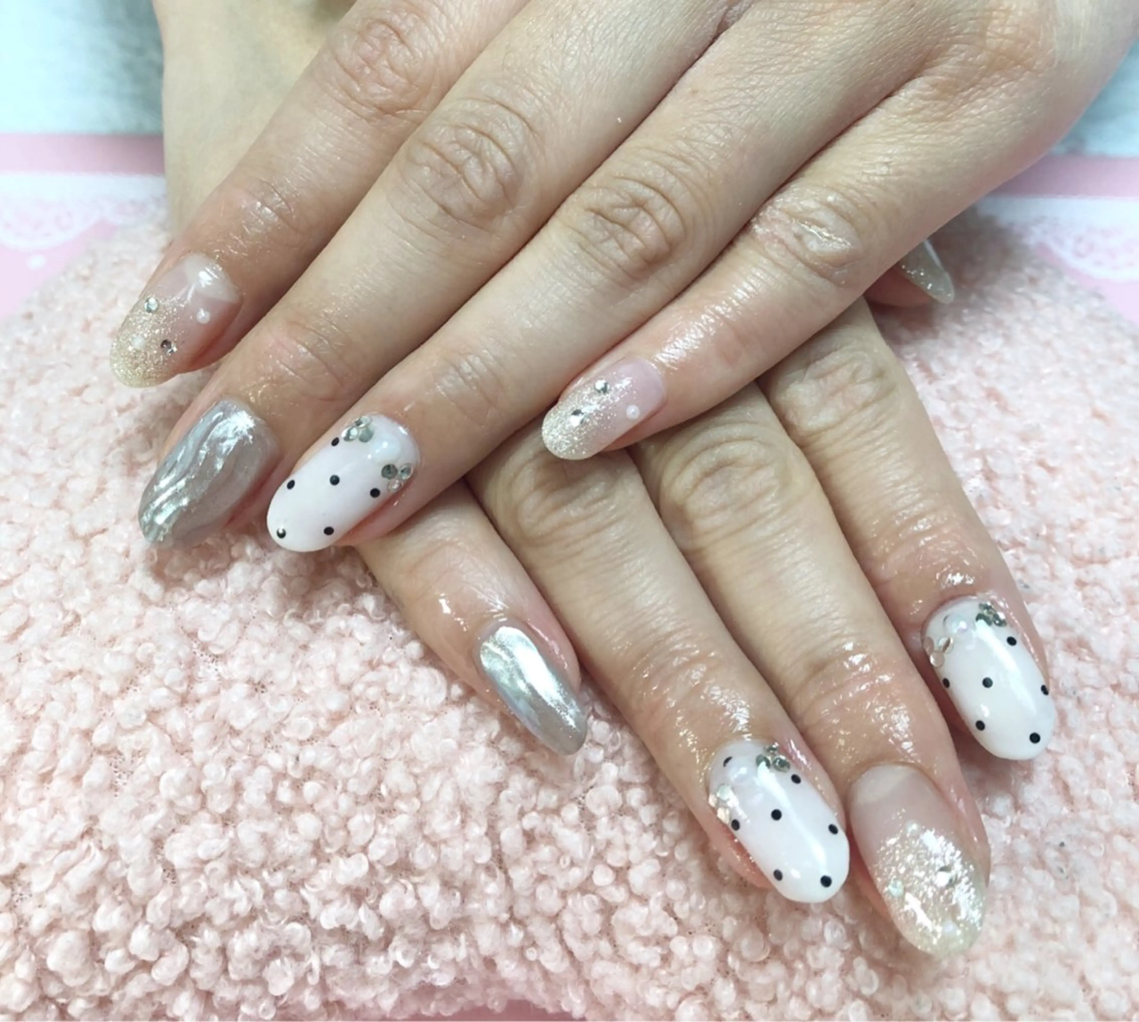 ネイル ＧＬAD グラットのネイルデザイン