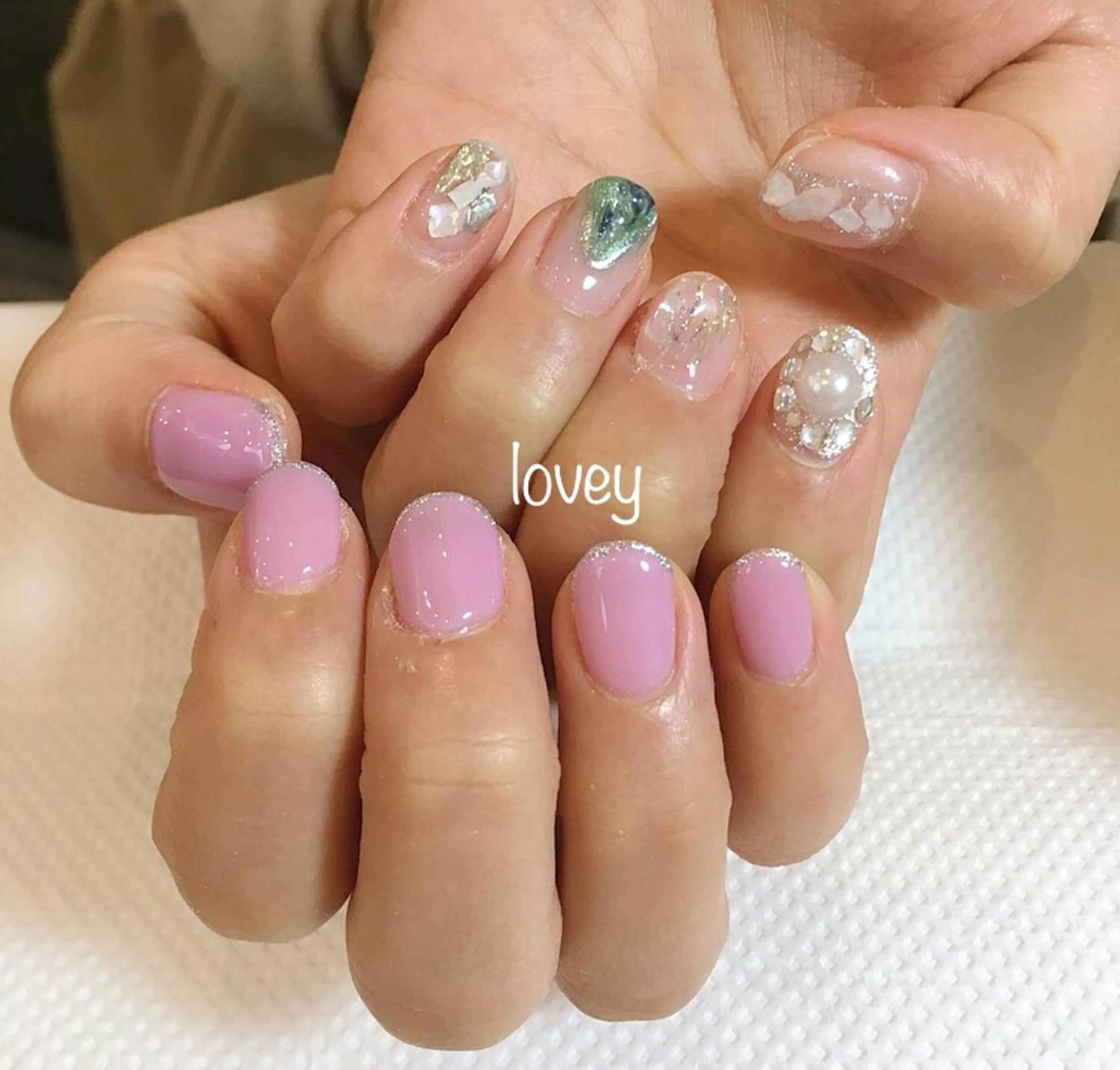 ネイル プライベートサロン loveyのネイルデザイン