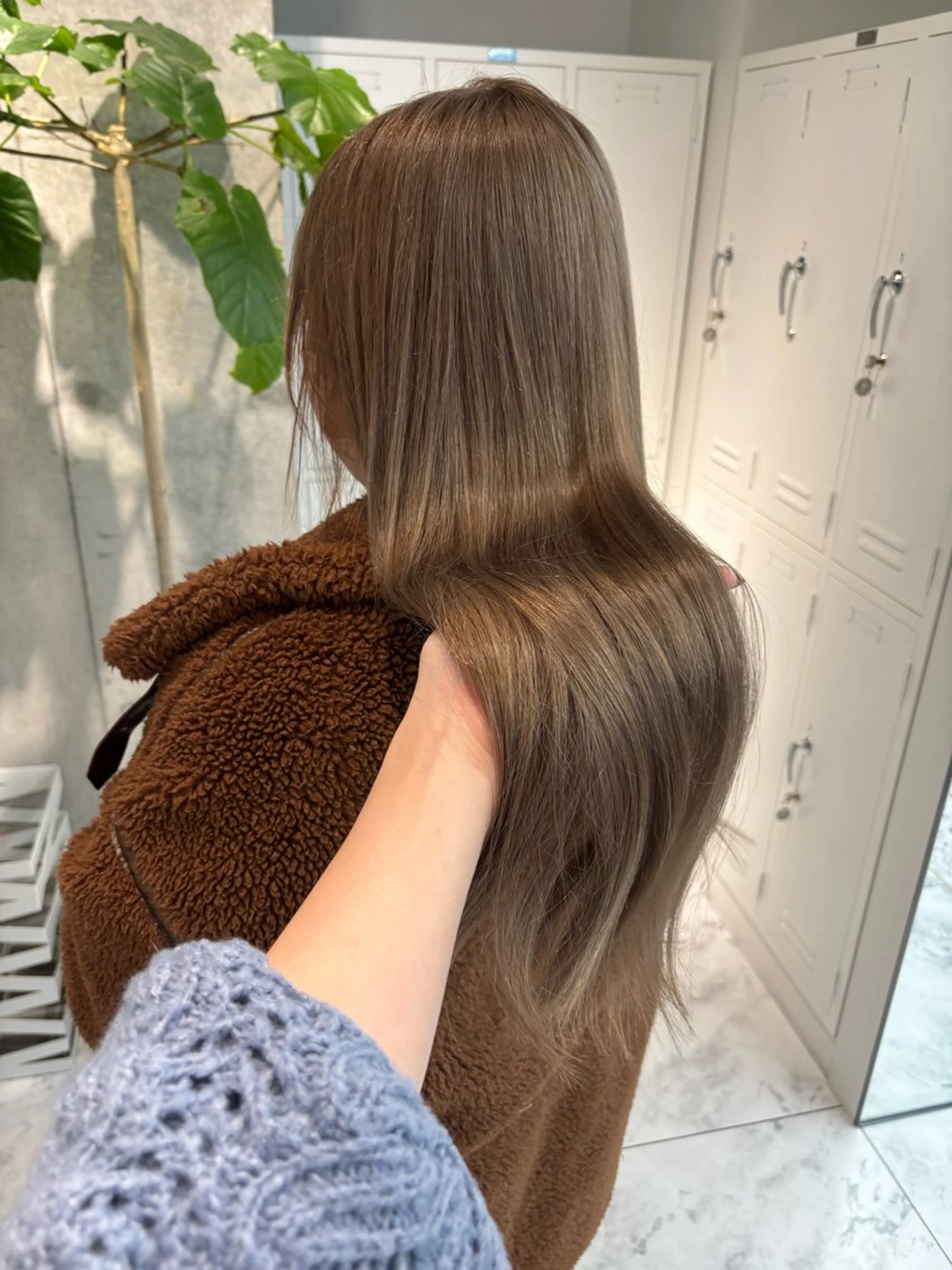 カラー ブリーチ ボブ ヘアカラー rina／ベージュ ワンホン/韓国ヘアのヘアスタイル