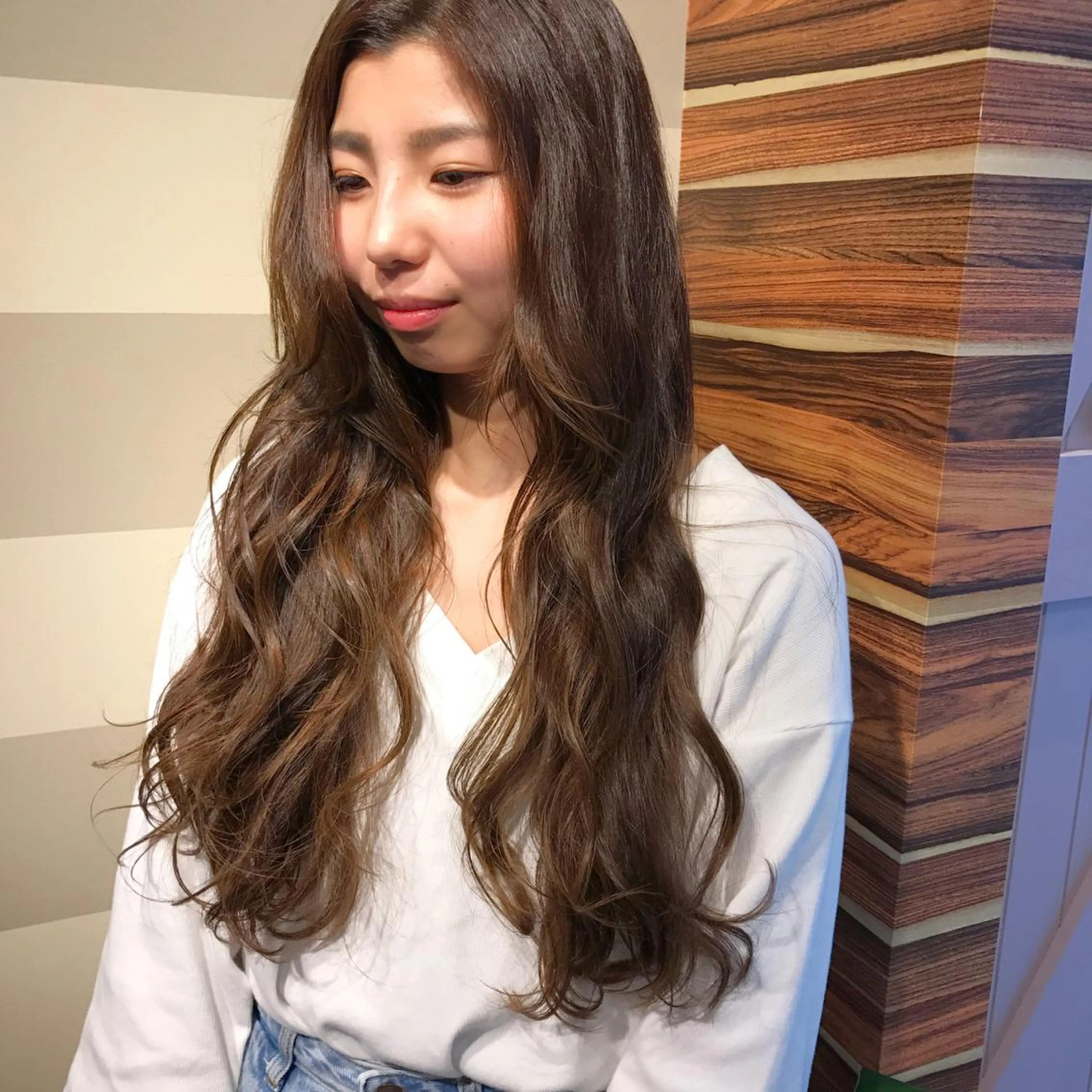 ロング カラー ベージュカラー イルミナカラー オリーブベージュ HARUNA/ミセス 大人ショートヘアのヘアスタイル