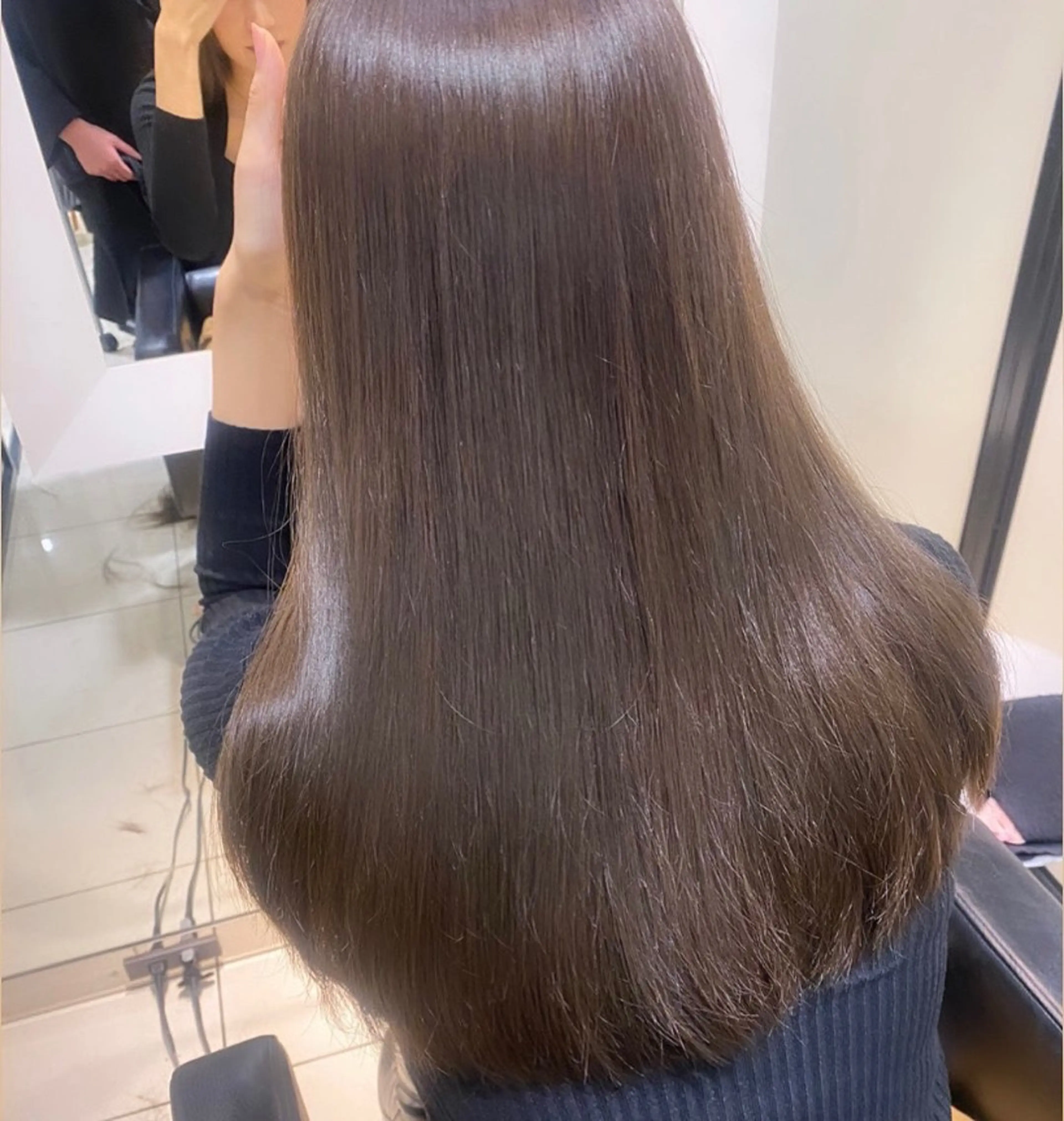 ロング カラー ベージュカラー カット ヘアカラー トリートメント グレージュ/レイヤー /韓国ヘア/RISAのヘアスタイル