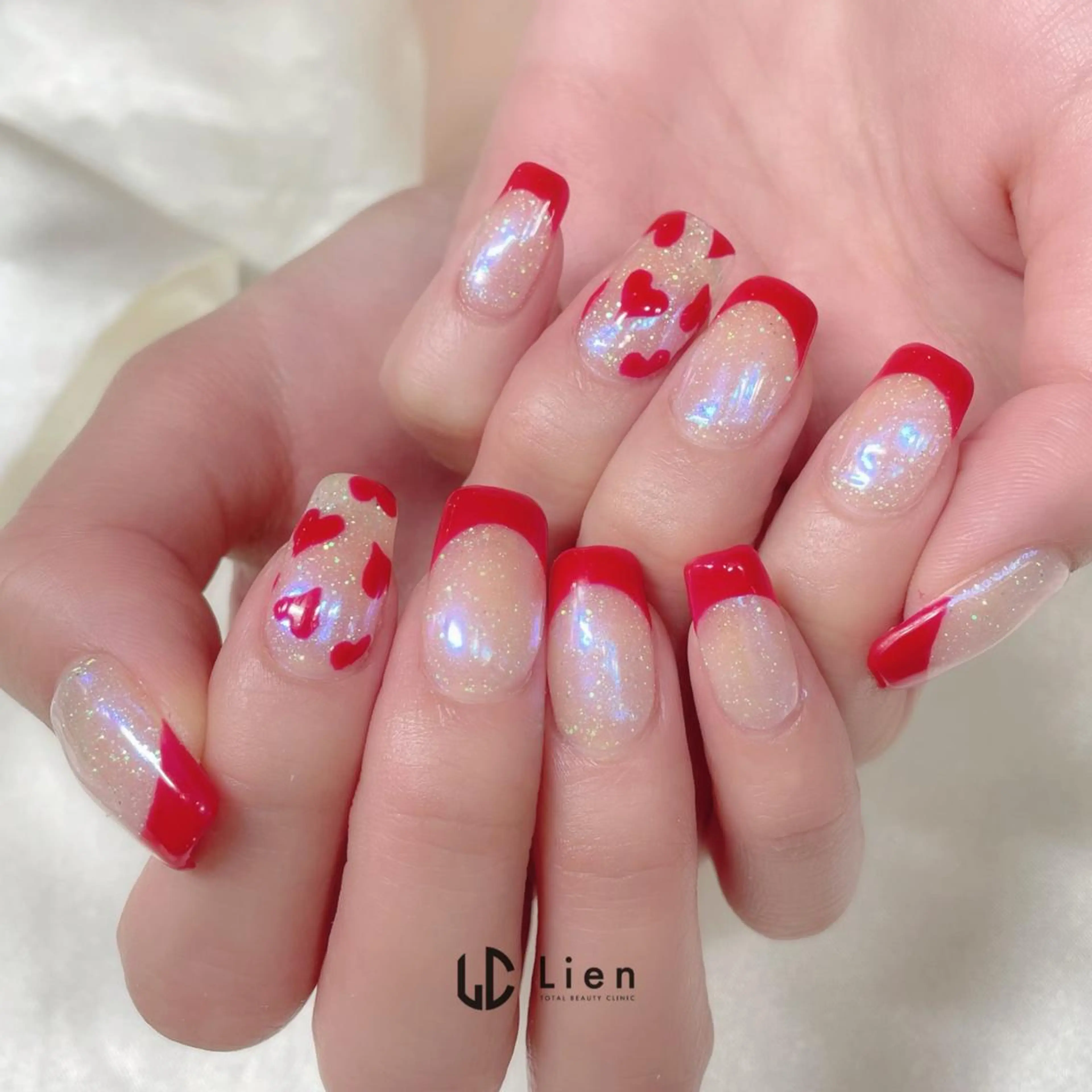 ネイル キラキラネイル 韓国ネイル ロングネイル ニュアンスネイル スカルプネイル 山田 真里のネイルデザイン