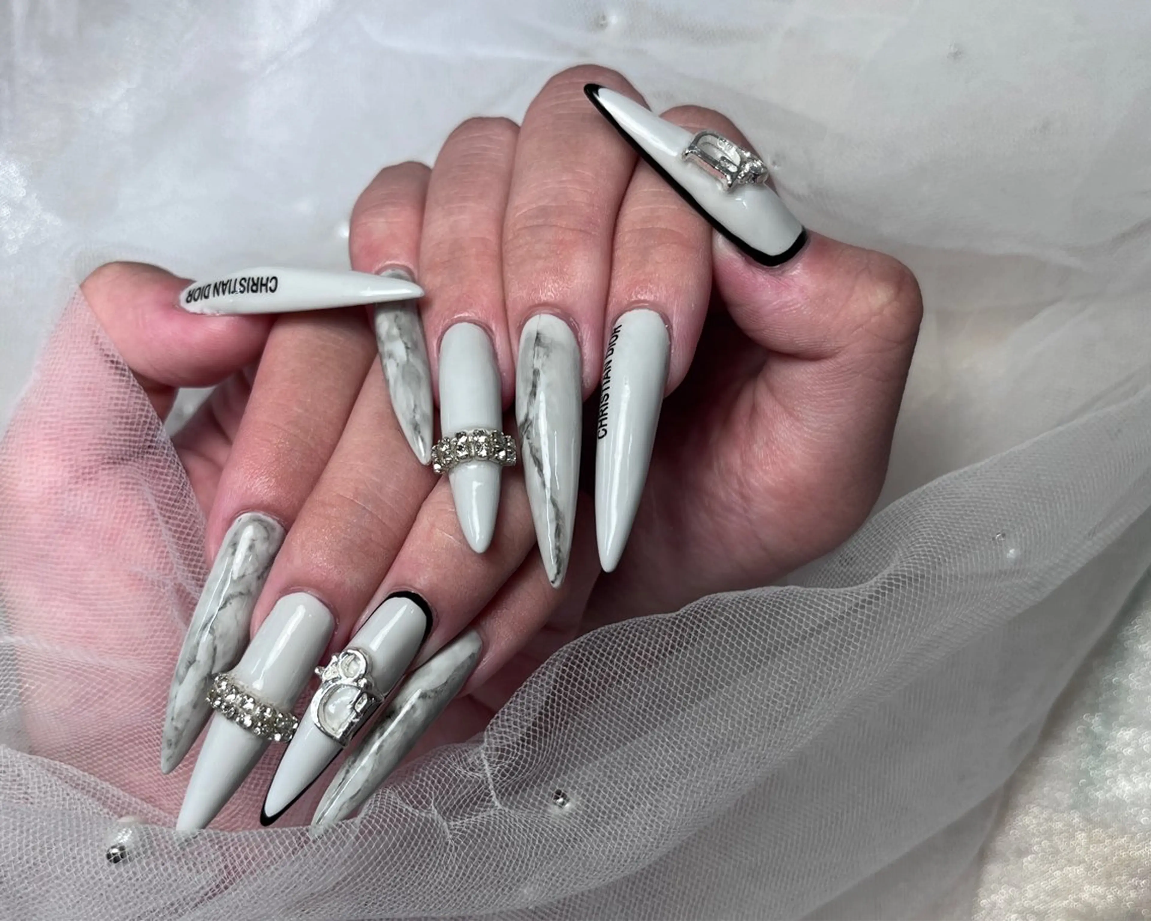 ネイル ハンドネイル ToliyDeliy akemiのネイルデザイン