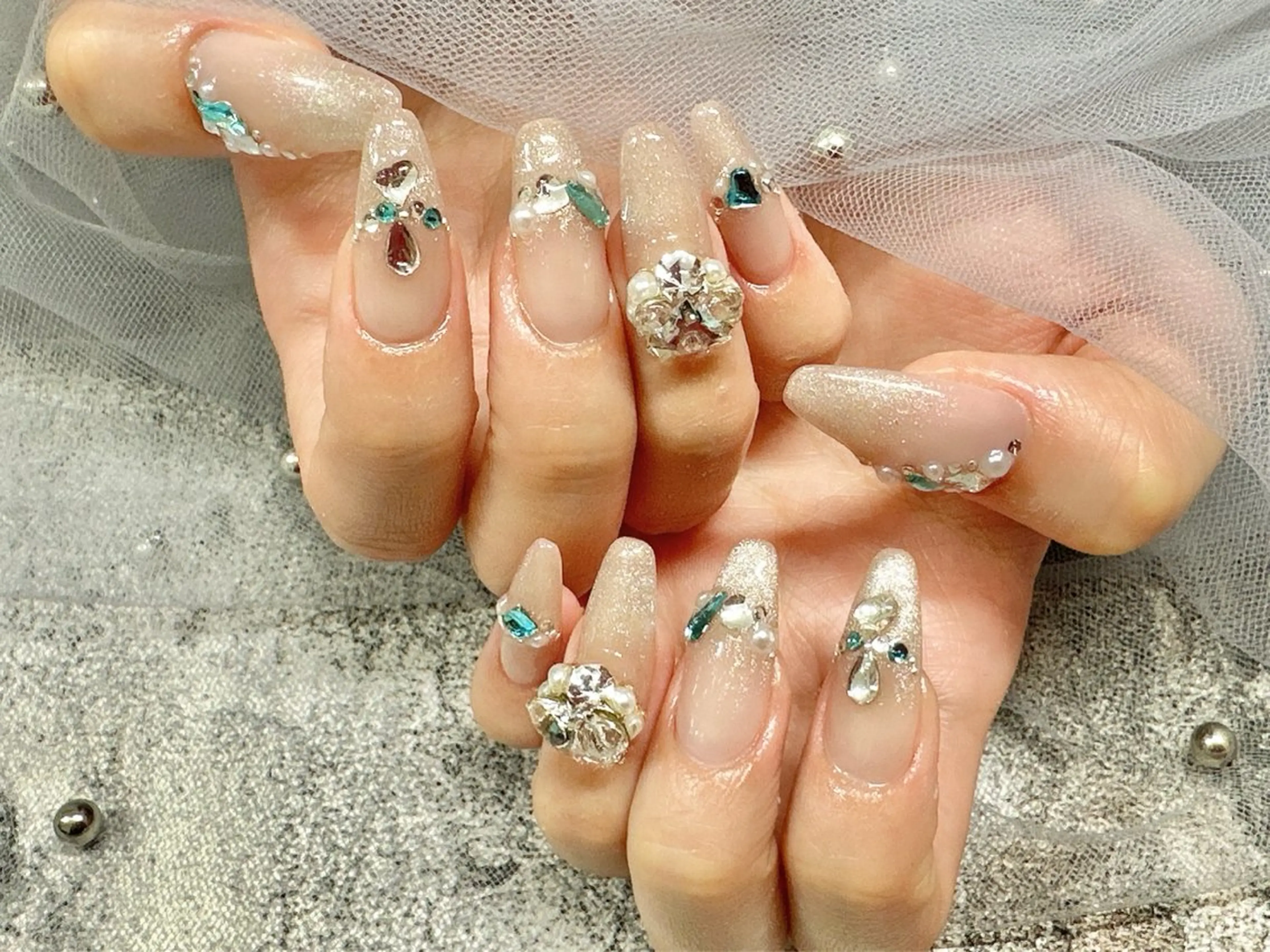 ネイル Luna K.のネイルデザイン