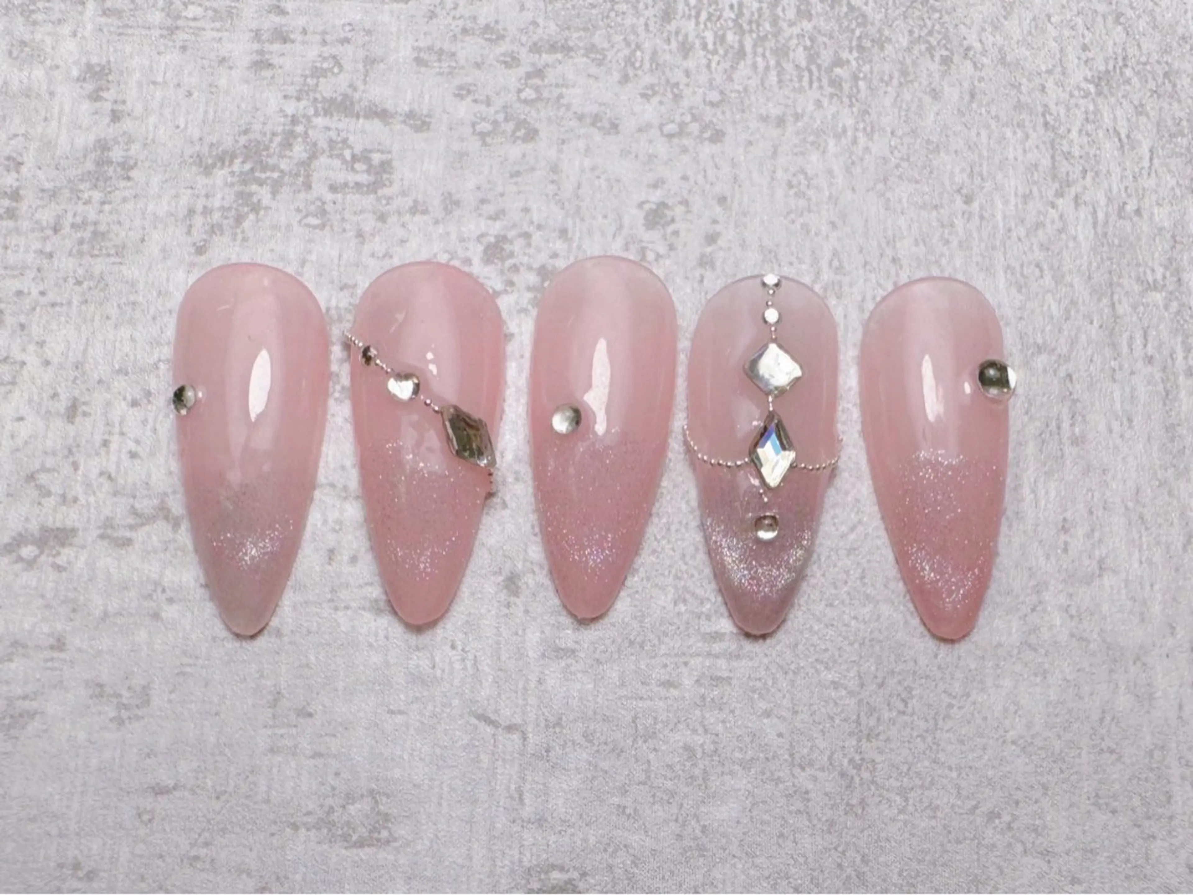 ネイル ハンドネイル lucky nail 歌舞伎町のネイルデザイン