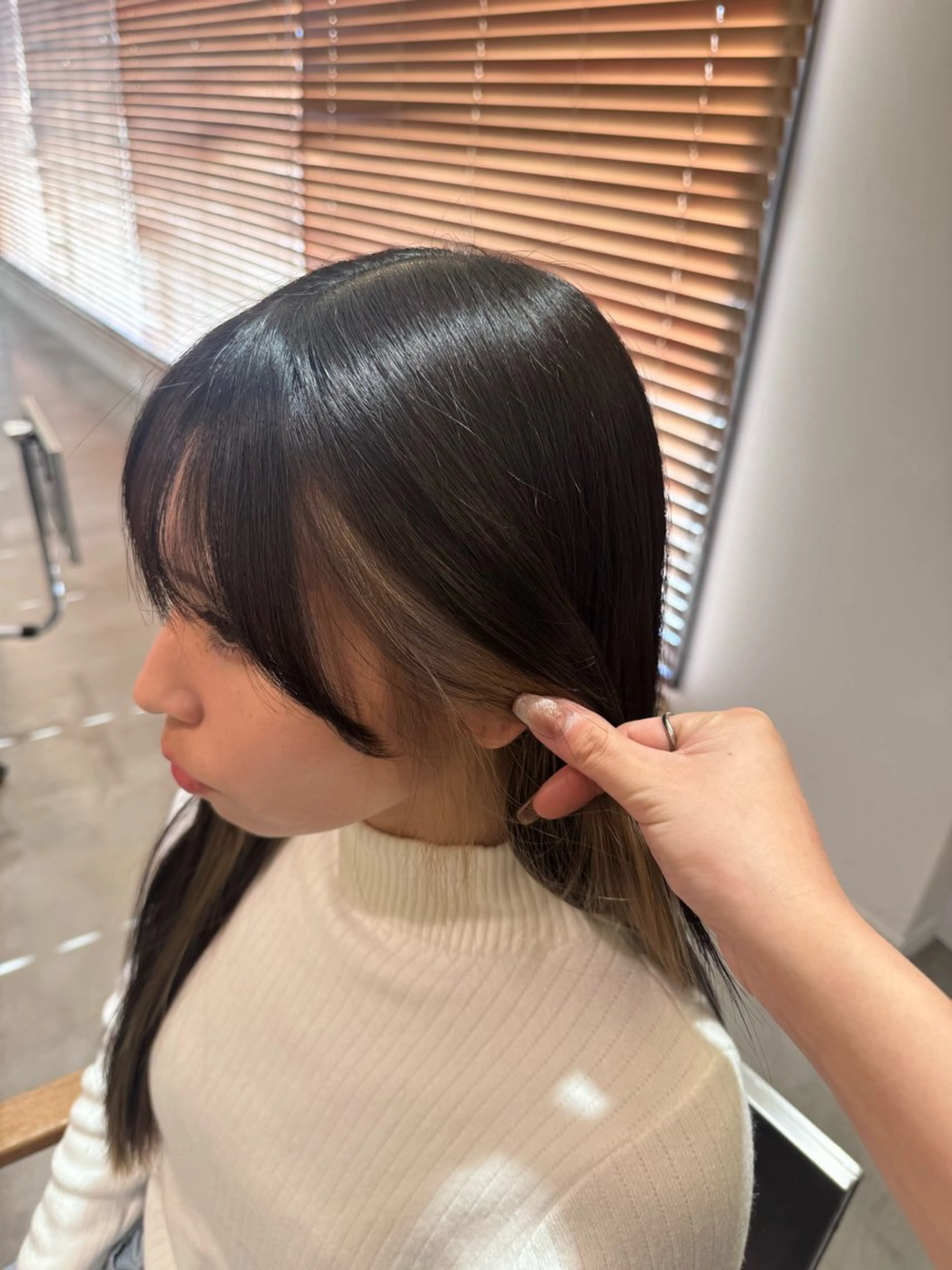 ロング 阿部 祐華のヘアスタイル