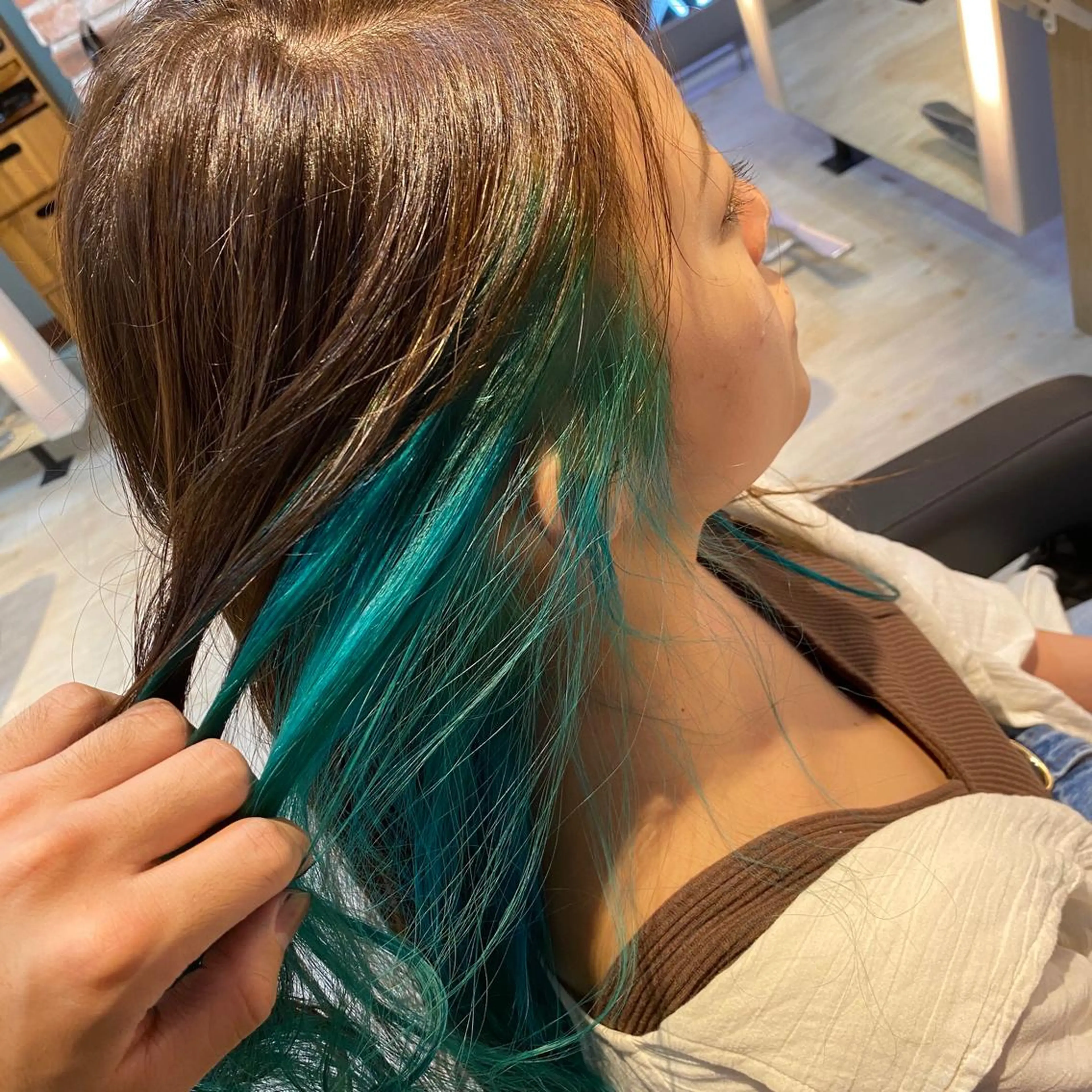 ロング カラー 井手 孔介のヘアスタイル