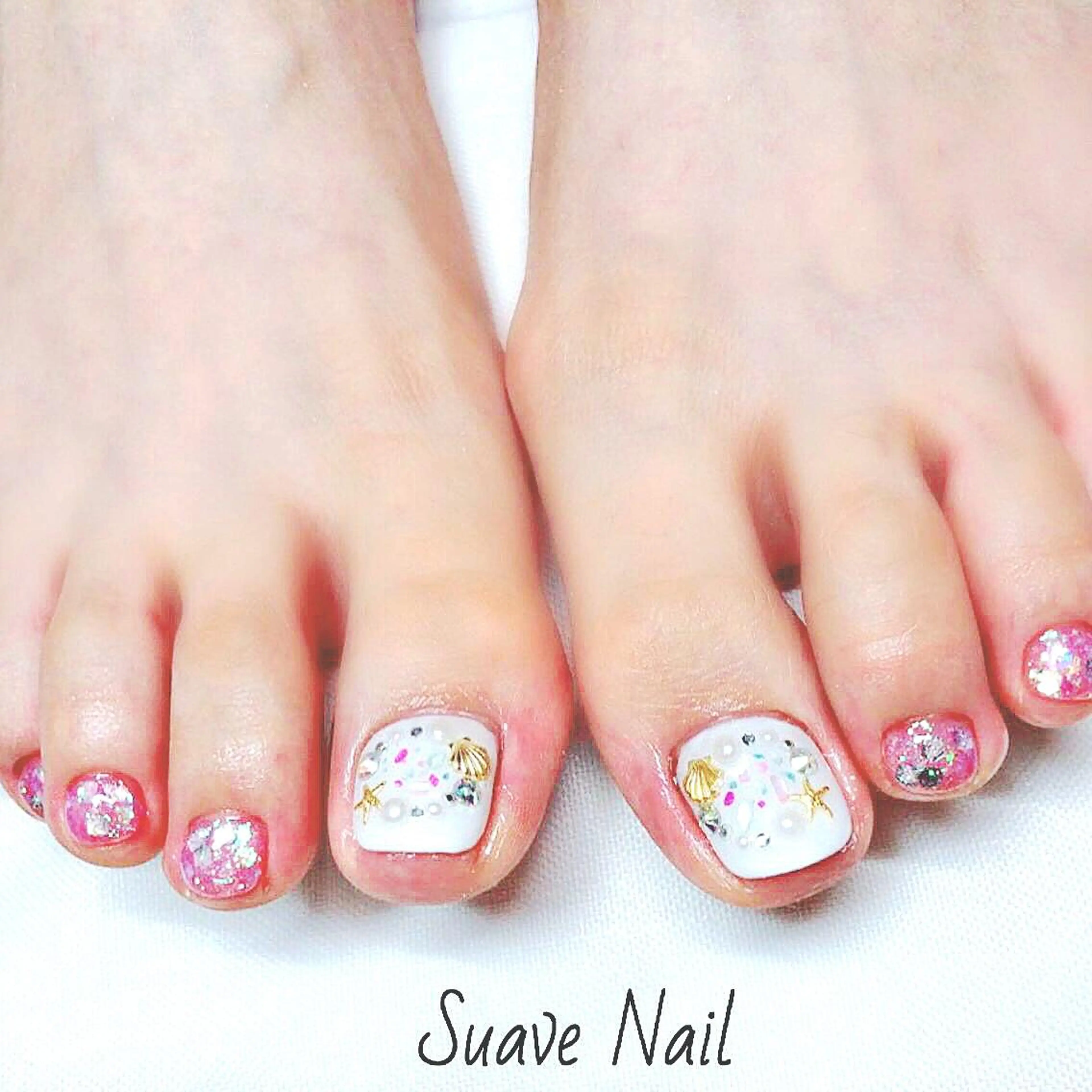 ネイル フットネイル ジェルネイル Nail Suave (シュアーヴ)のネイルデザイン