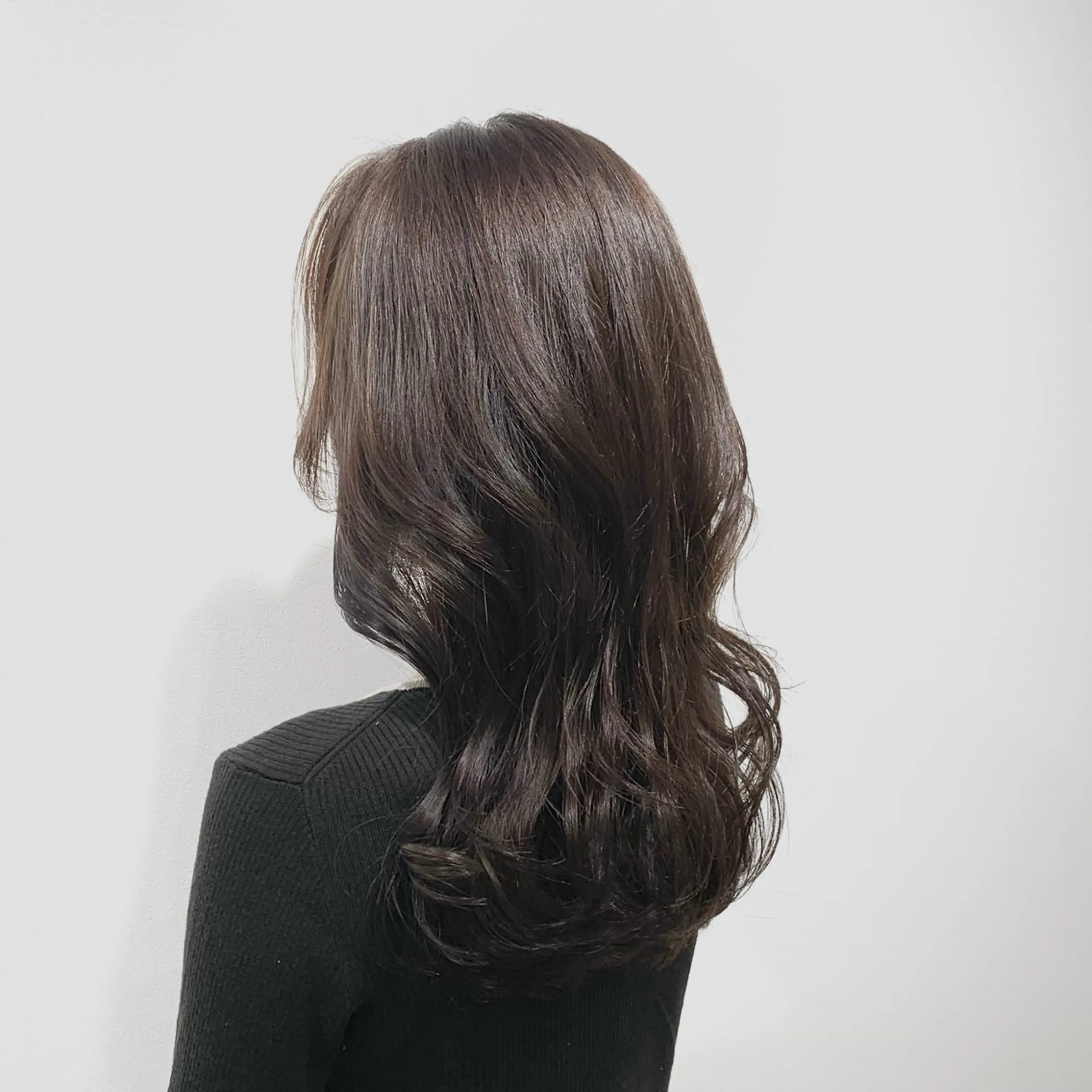 セミロング カラー ヘアアレンジ キヨミ 韓国レイヤーカットのヘアスタイル