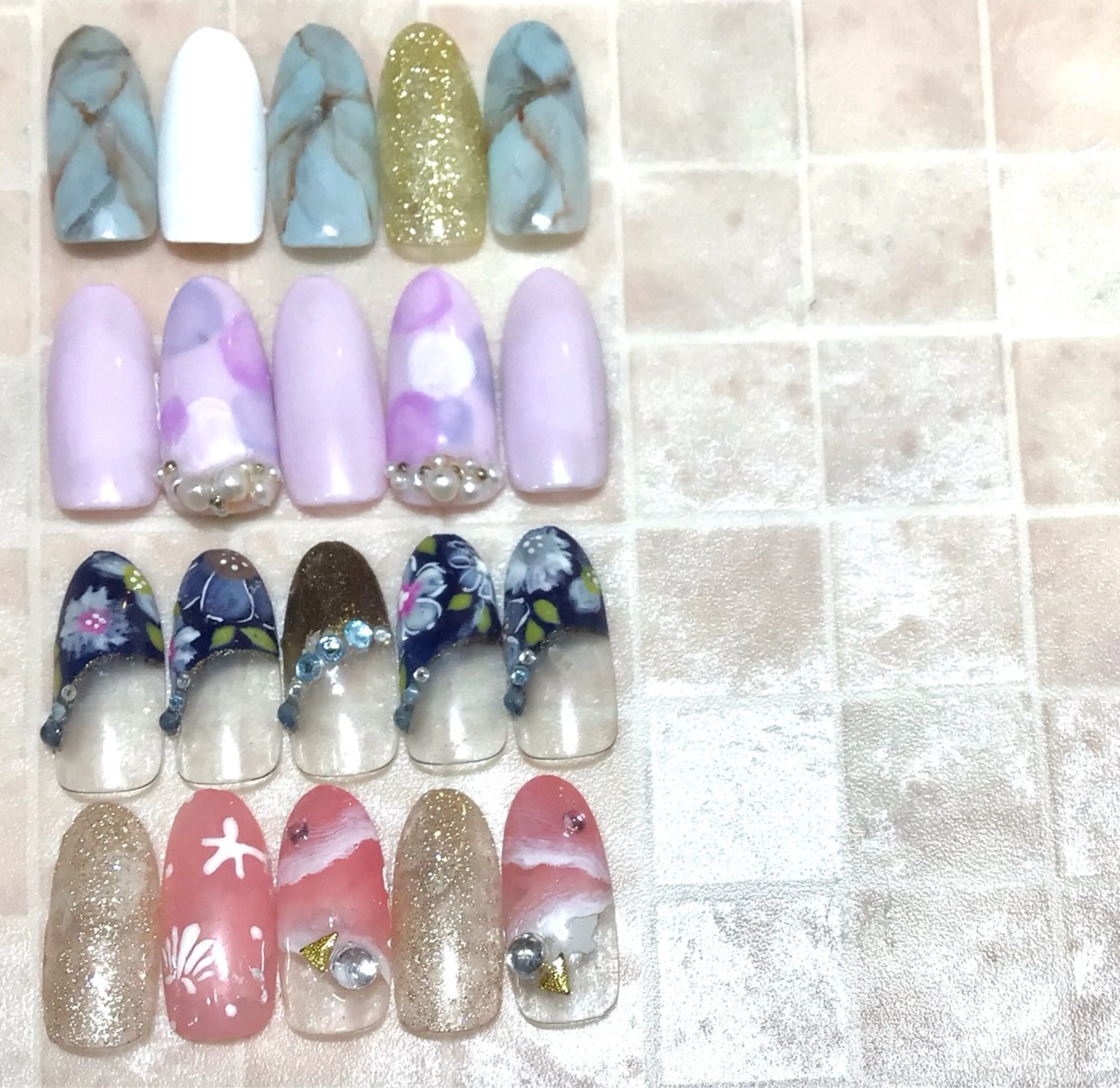 ネイル アートネイル フットネイル フレンチネイル ジェルネイル ハート マグネットネイル💛 Hayakawaのネイルデザイン