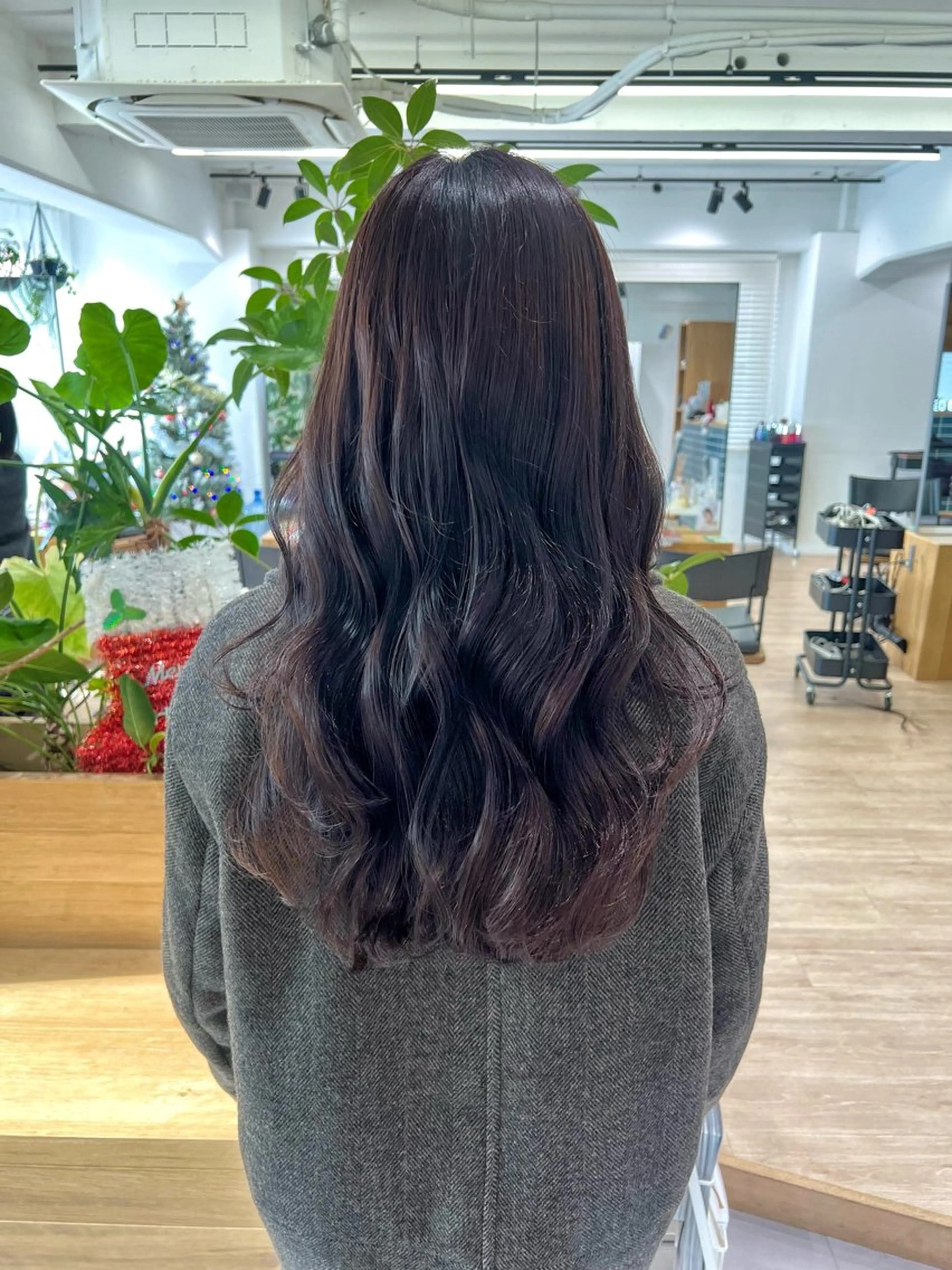 ロング カラー カット ヘアカラー トリートメント 艶ベージュ/オリーブ カラー🫒airiのヘアスタイル