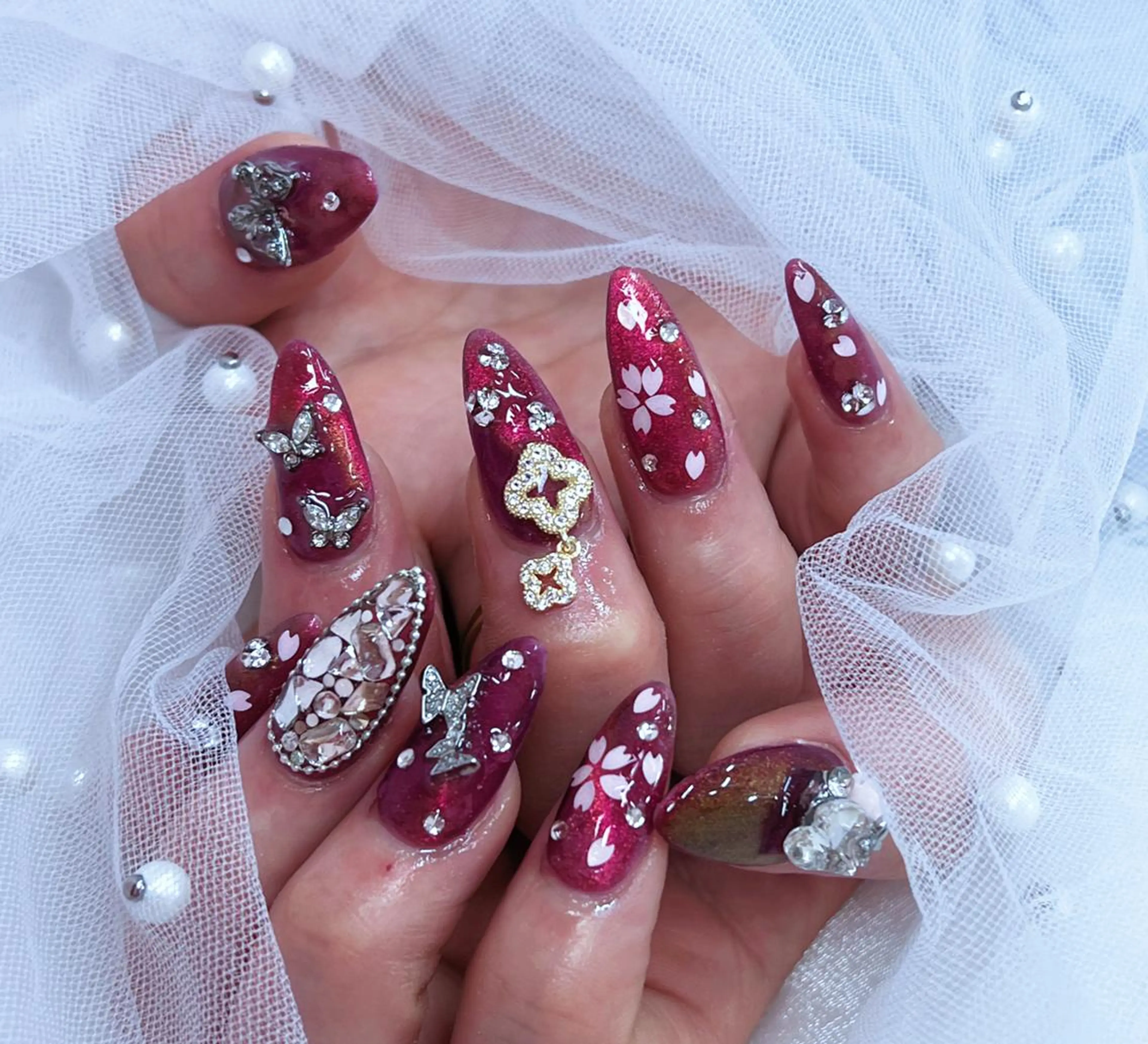 ネイル オーロラネイル チークネイル 長さ出し フットネイル フレンチネイル ハンドネイル Kitty Nail salonのネイルデザイン