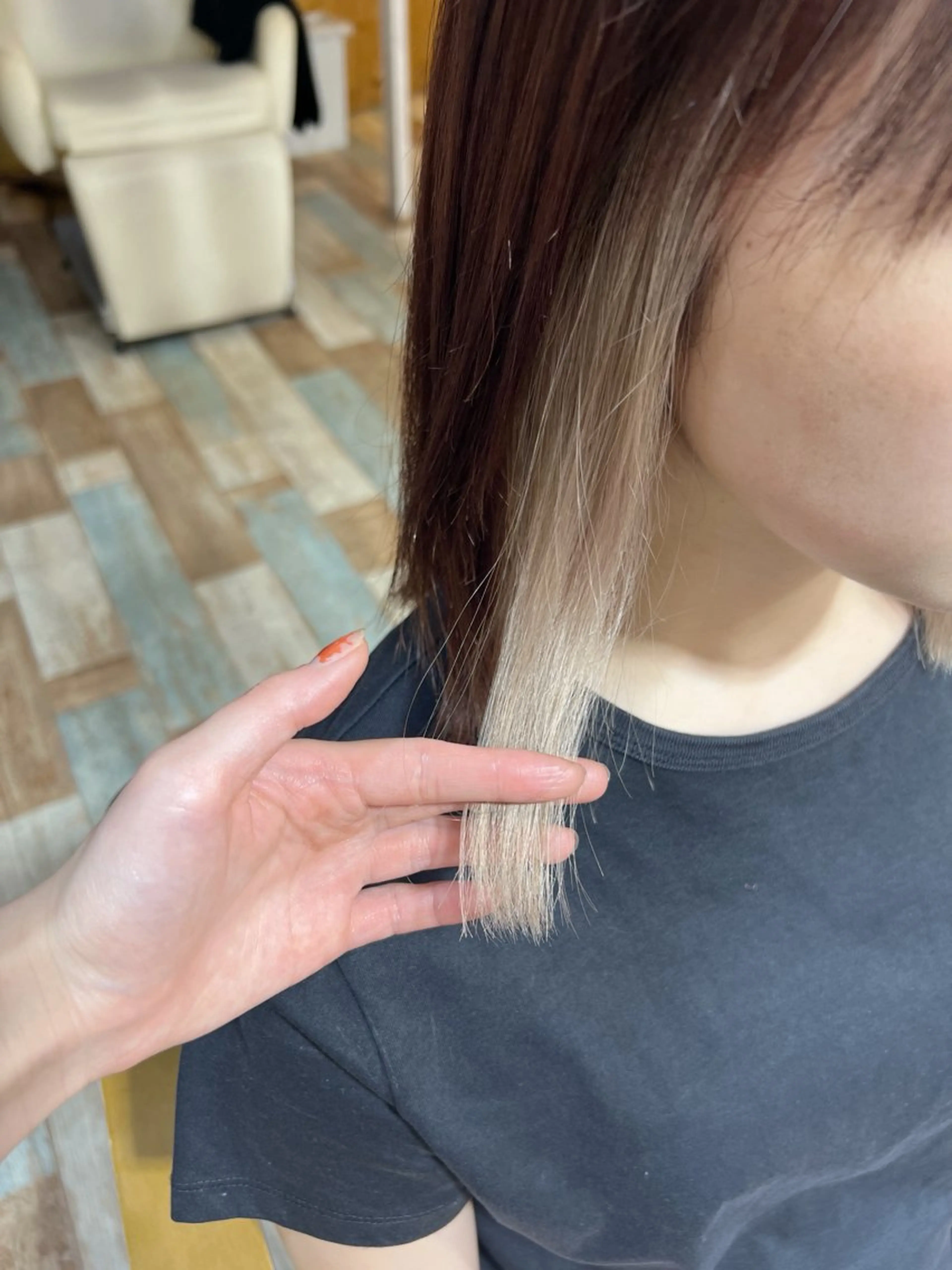 ミディアム カラー デザインカラー イヤリングカラー ハイライトカラー ボブ 顔周りカット カット ヘアカラー トリートメント KANA/ボブ/ インナーカラー/艶髪のヘアスタイル