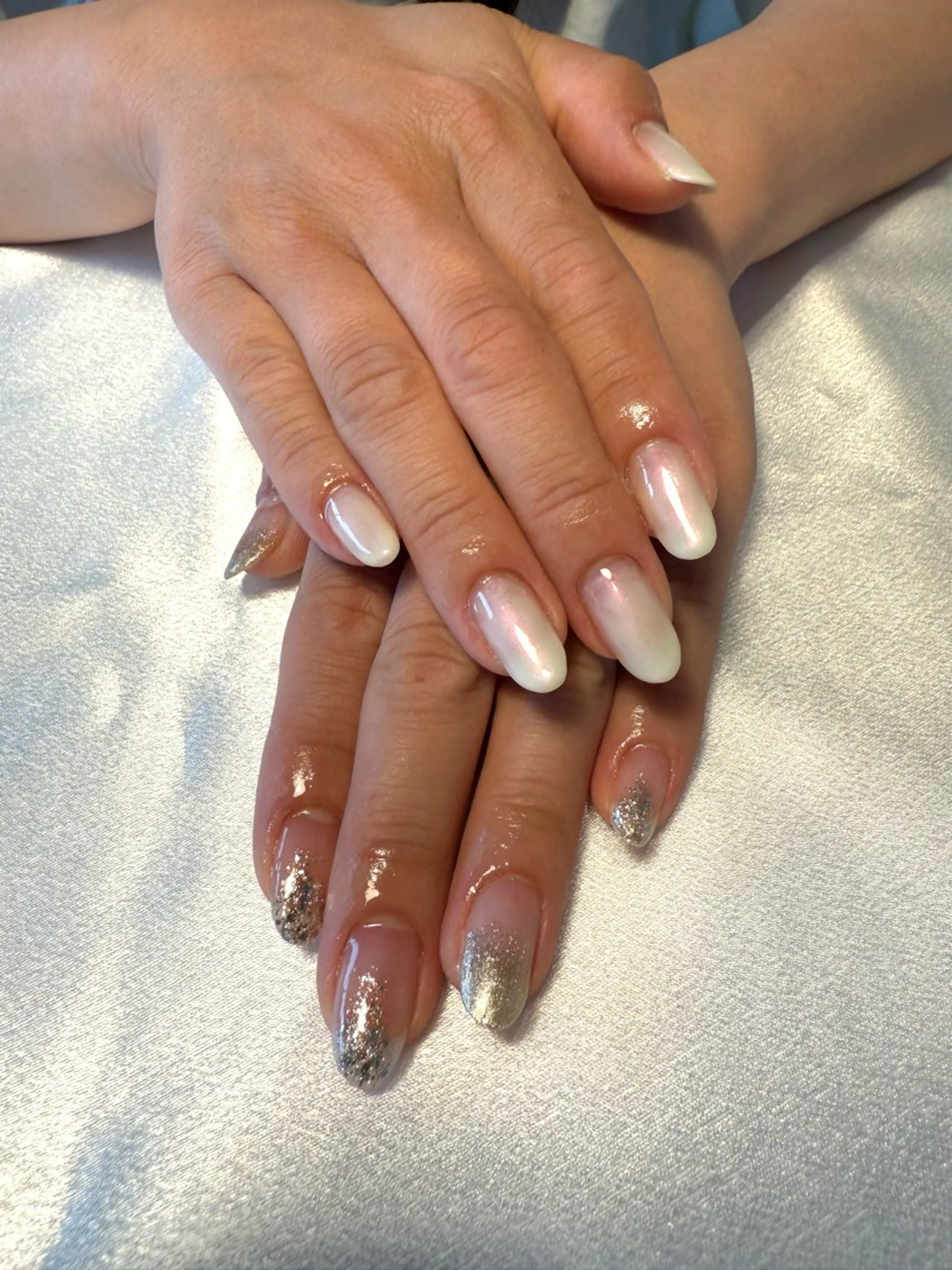 ネイル オーロラネイル ラメ(グリッター) ワンカラーネイル シンプルネイル 夏ネイル nail salon Estelleのネイルデザイン