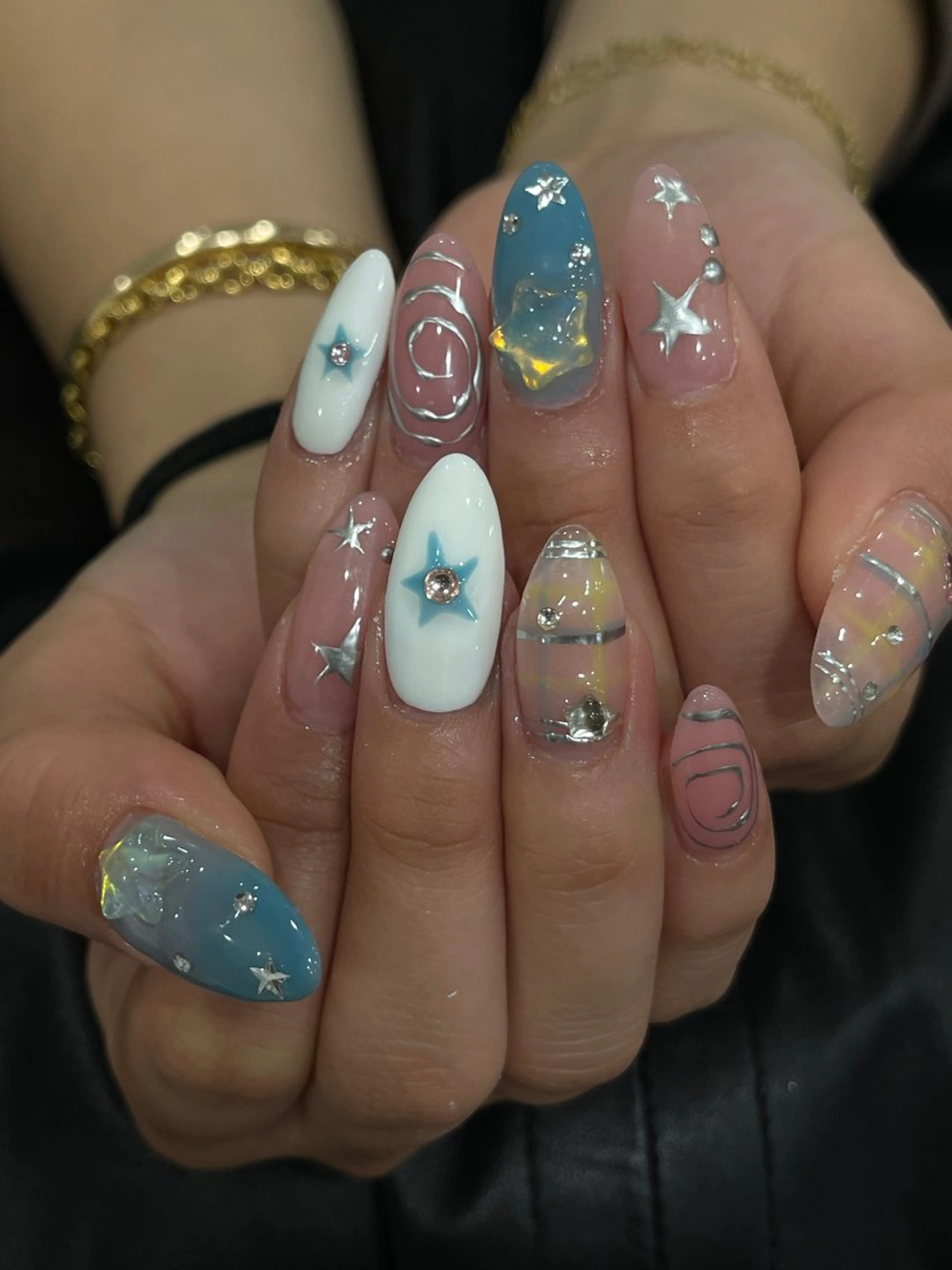 ネイル チークネイル フレンチネイル ラメ(グリッター) マグネットネイル ニュアンスネイル Rin Rinのネイルデザイン