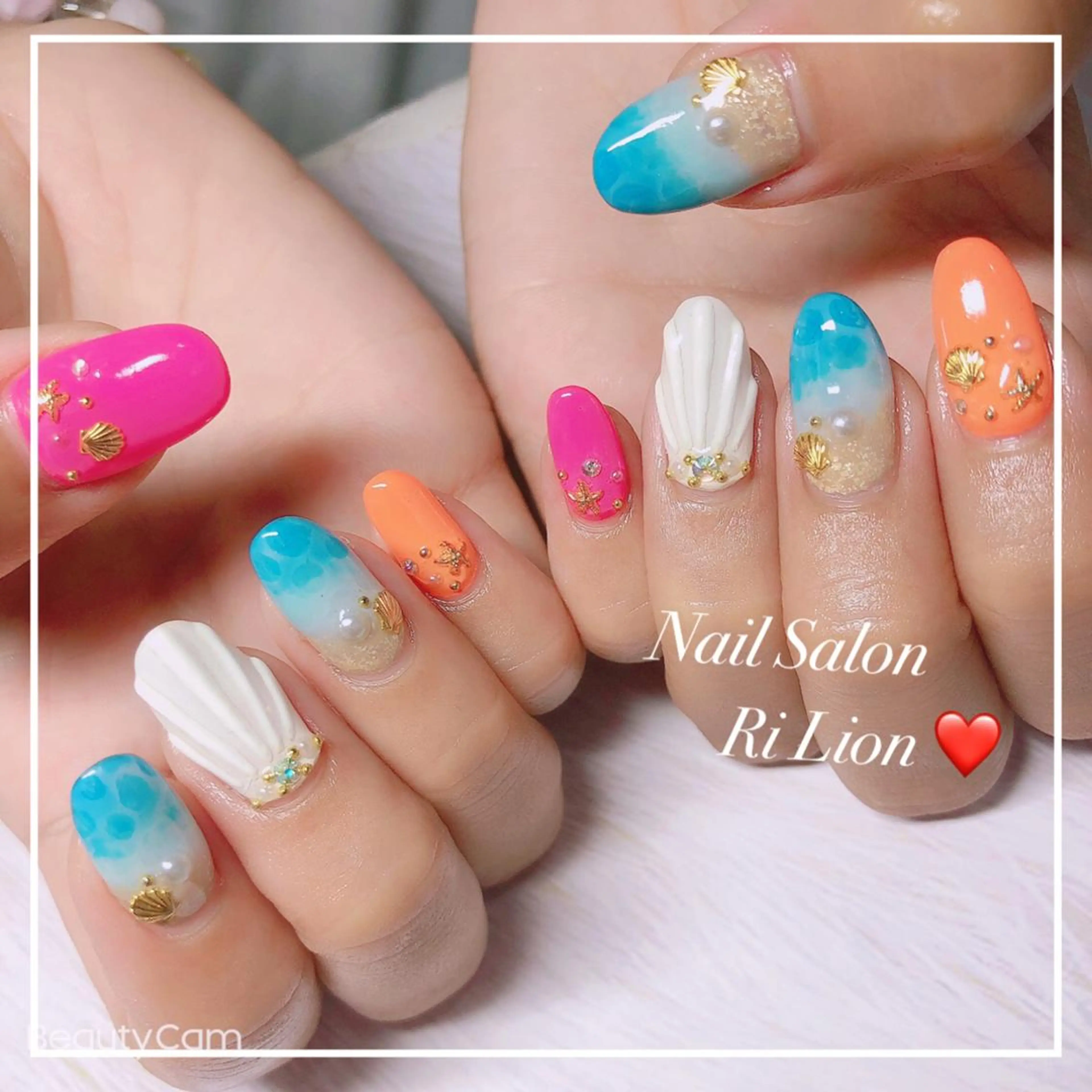 ネイル RiLion💗 Risa🦋💜のネイルデザイン