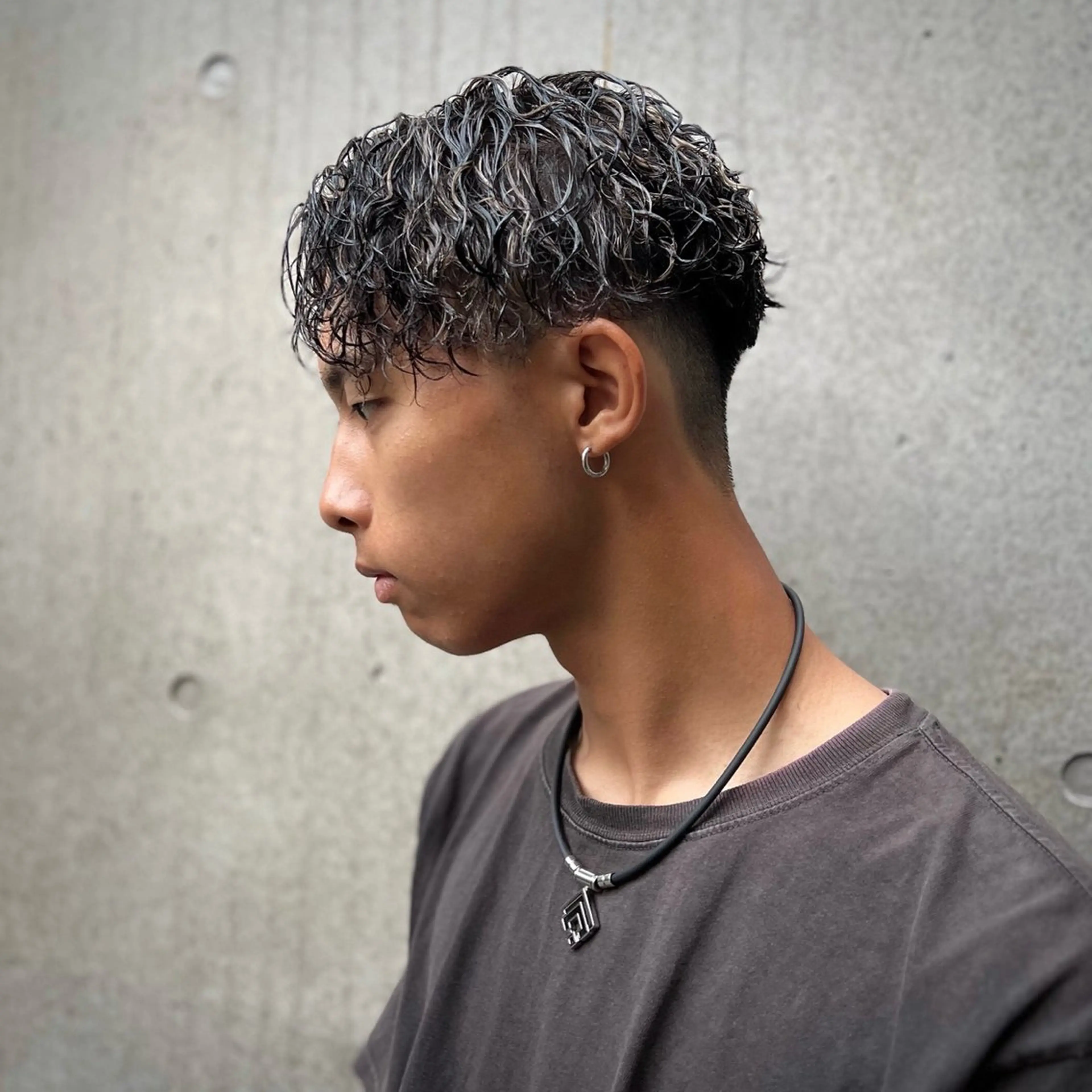 メンズ メンズパーマ 波巻きパーマ カット ヘアカラー パーマ トリートメント メンズ特化/パーマ/ メッシュ/竜成のヘアスタイル