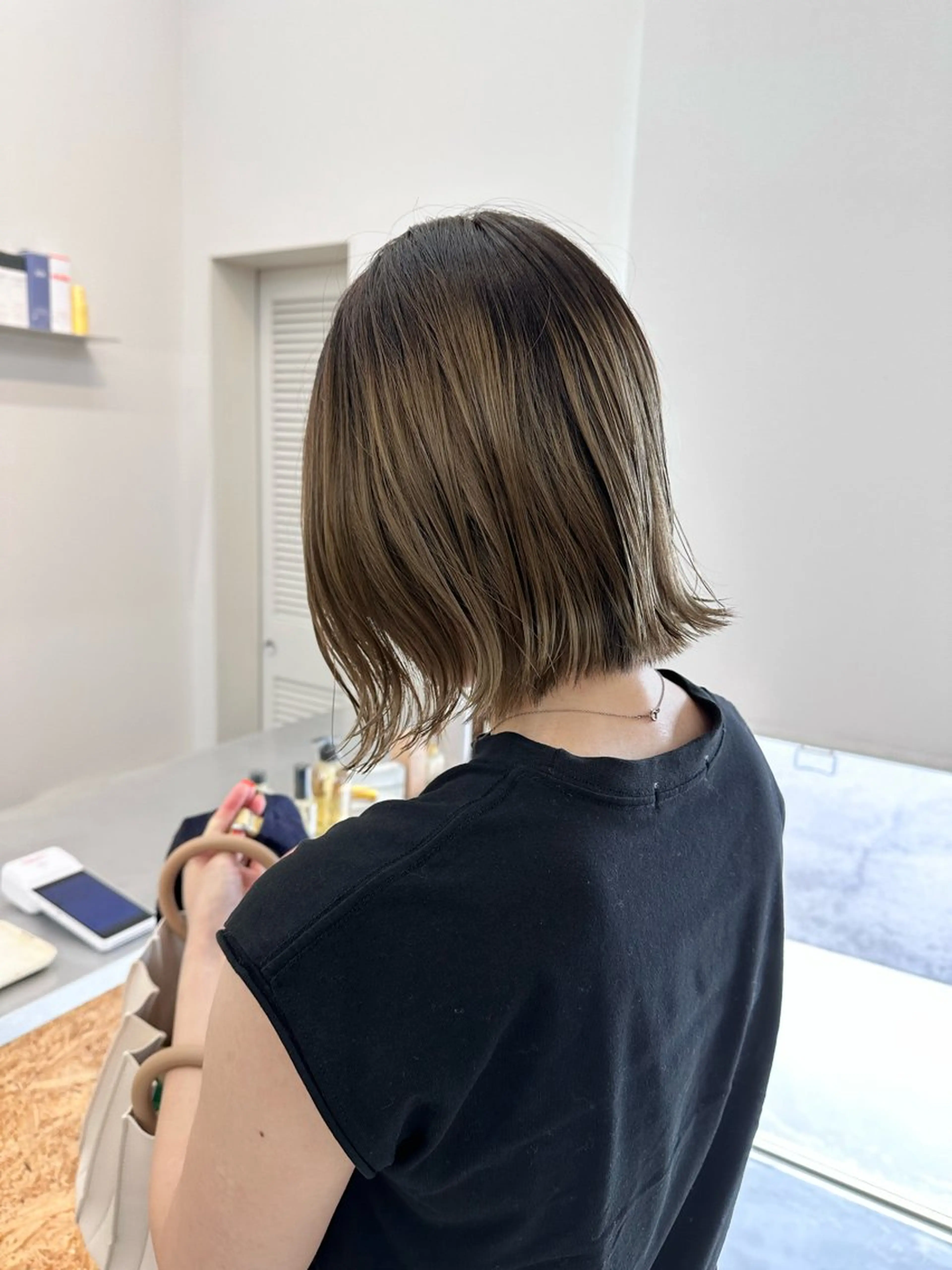 ミディアム 南 星来のヘアスタイル