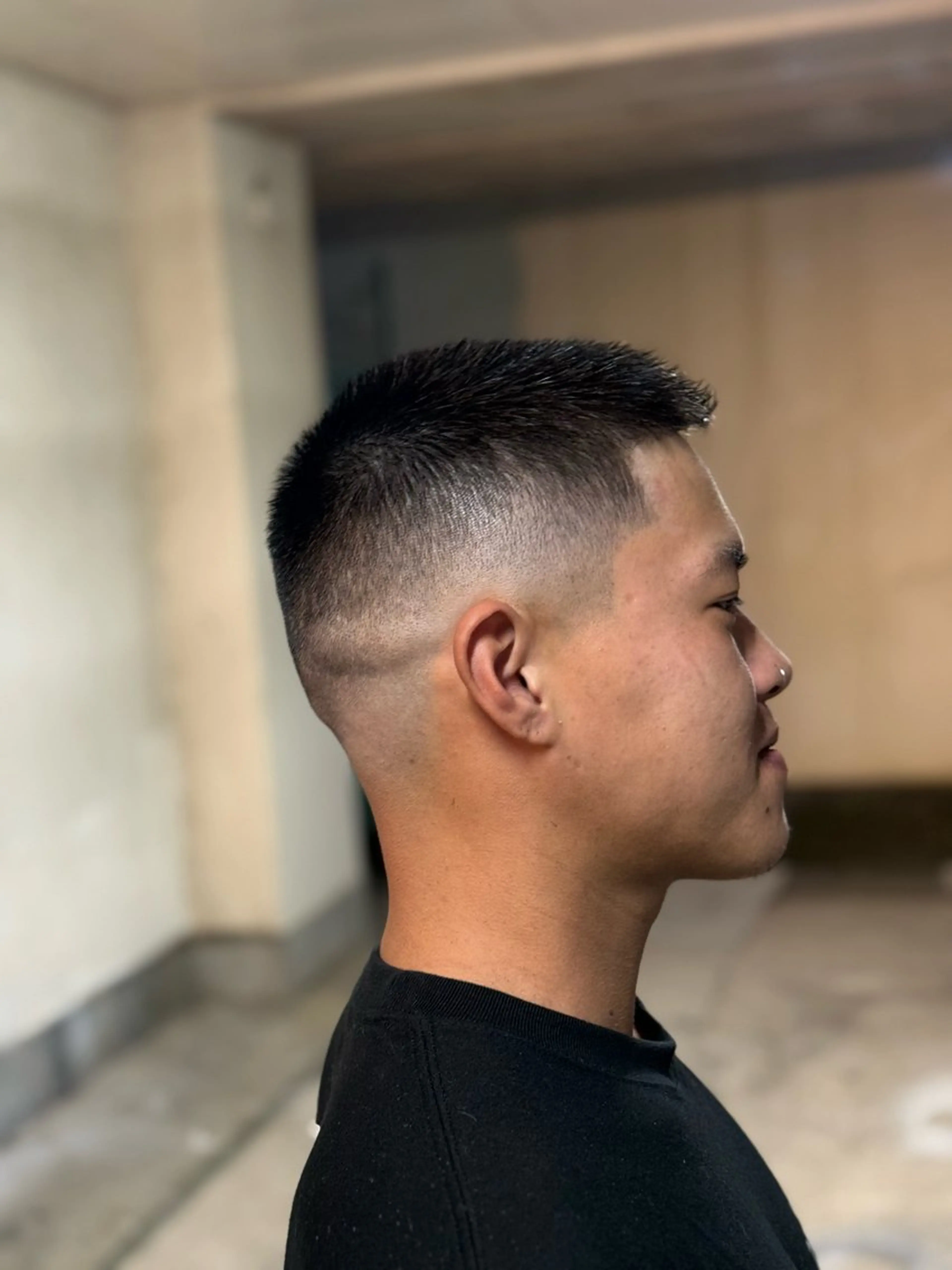 ショート メンズ フェードカット 足立 享祐のヘアスタイル