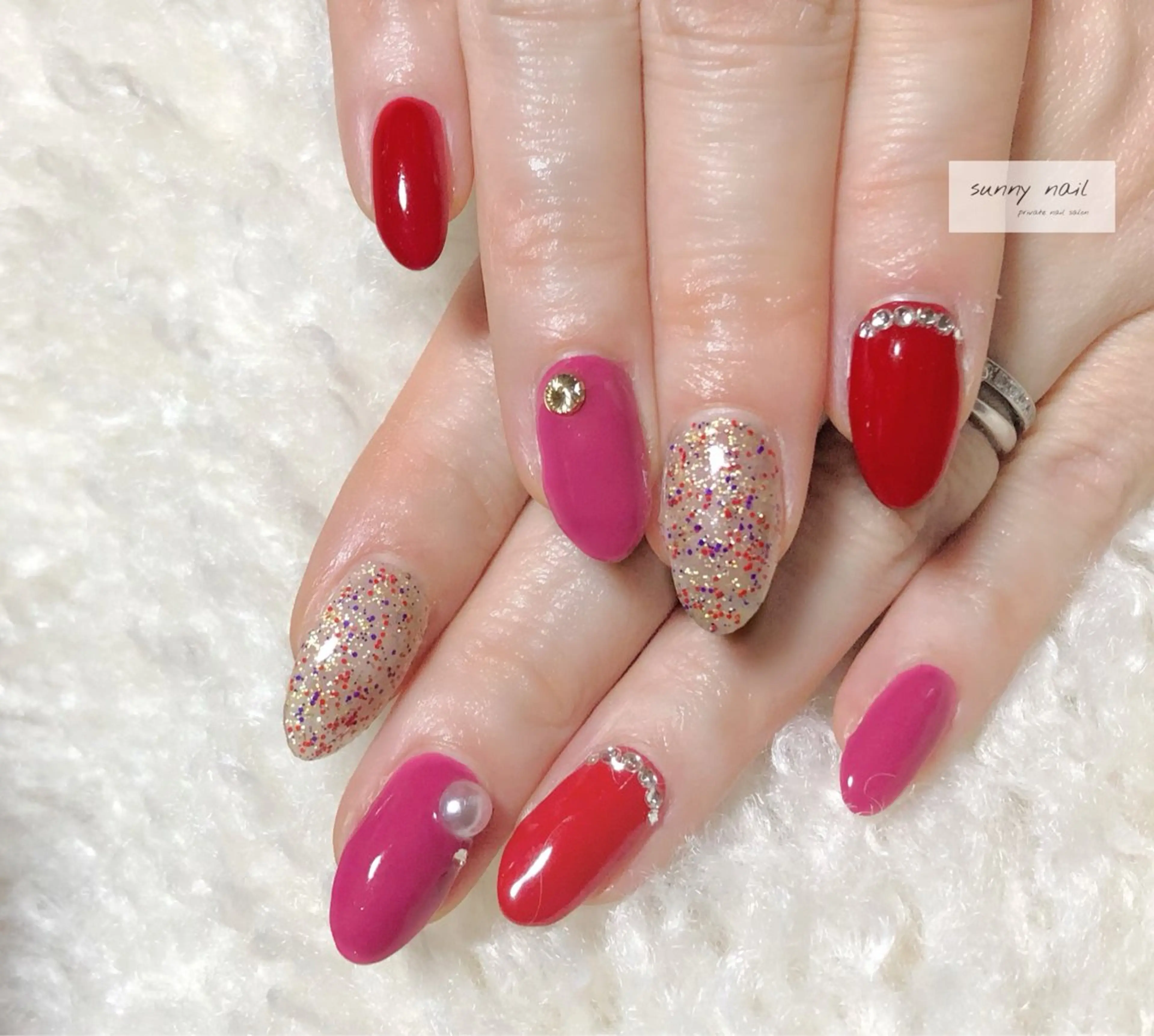 ネイル ピンク 赤色 冬ネイル クリスマス sunny nailのネイルデザイン