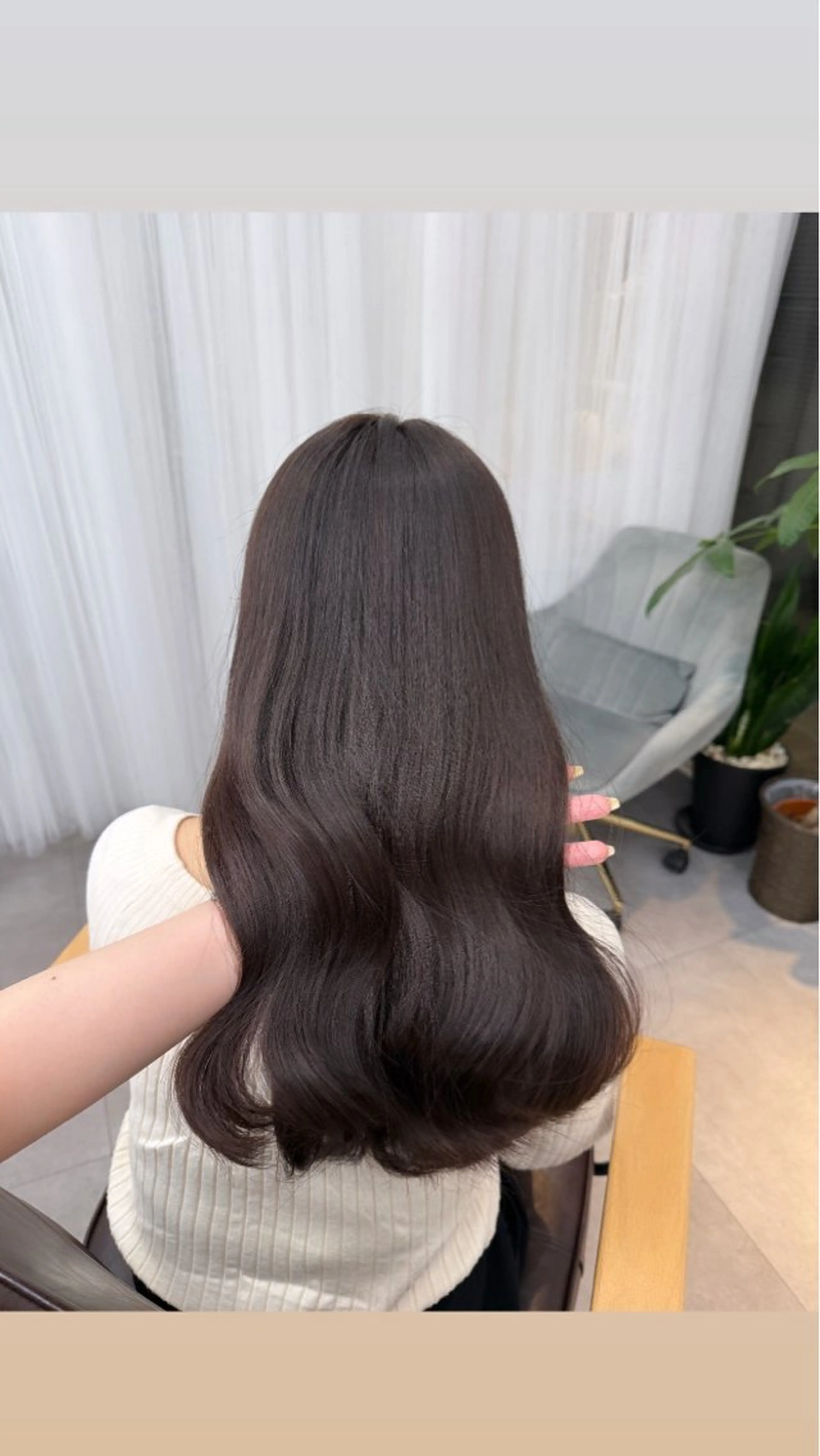 ロング カラー ブラウンカラー 宇田川 結菜のヘアスタイル