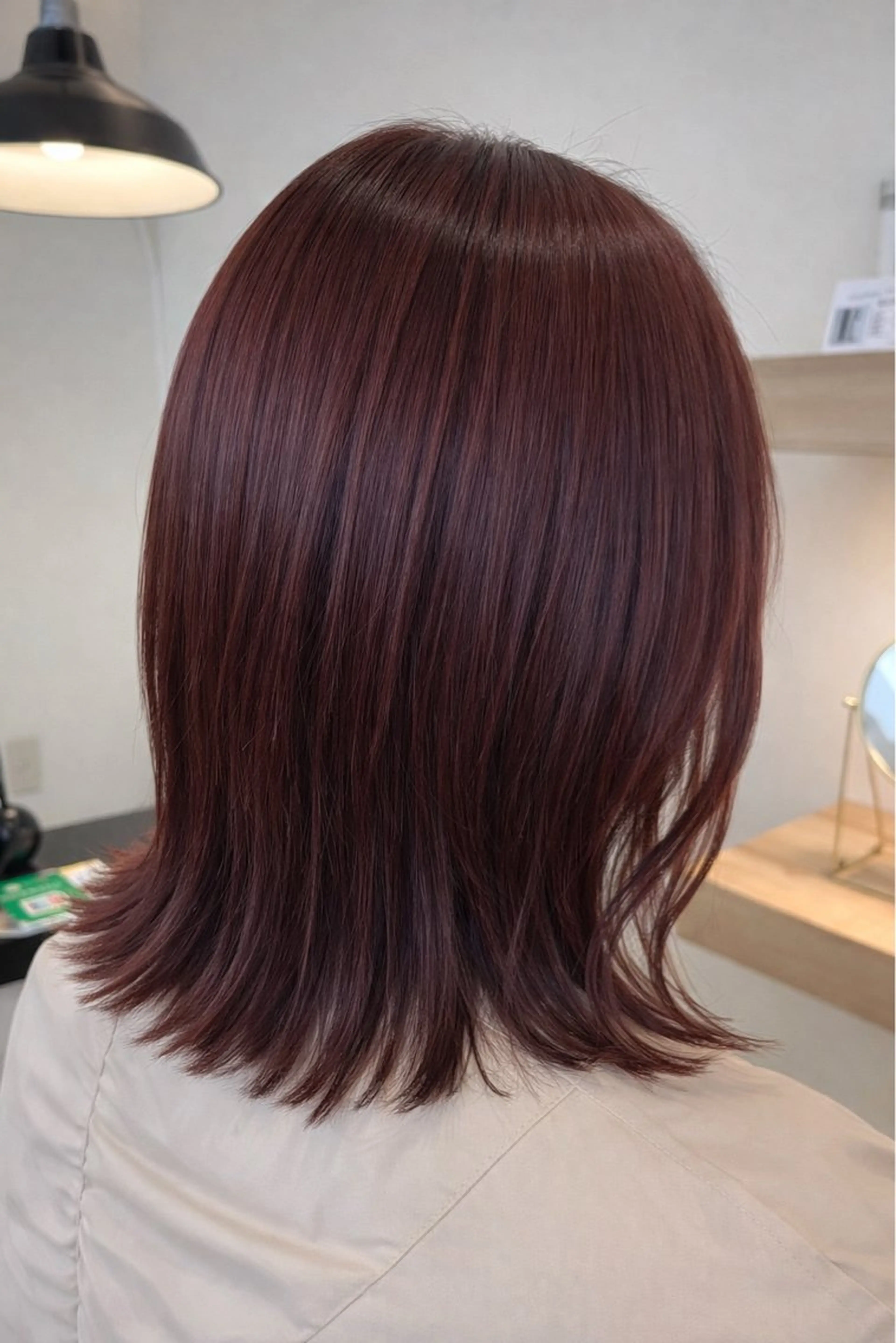 ミディアム カラー ボルドーカラー ヘアカラー トリートメント 暖色カラー🍒スパ/ canna‎🤎のヘアスタイル