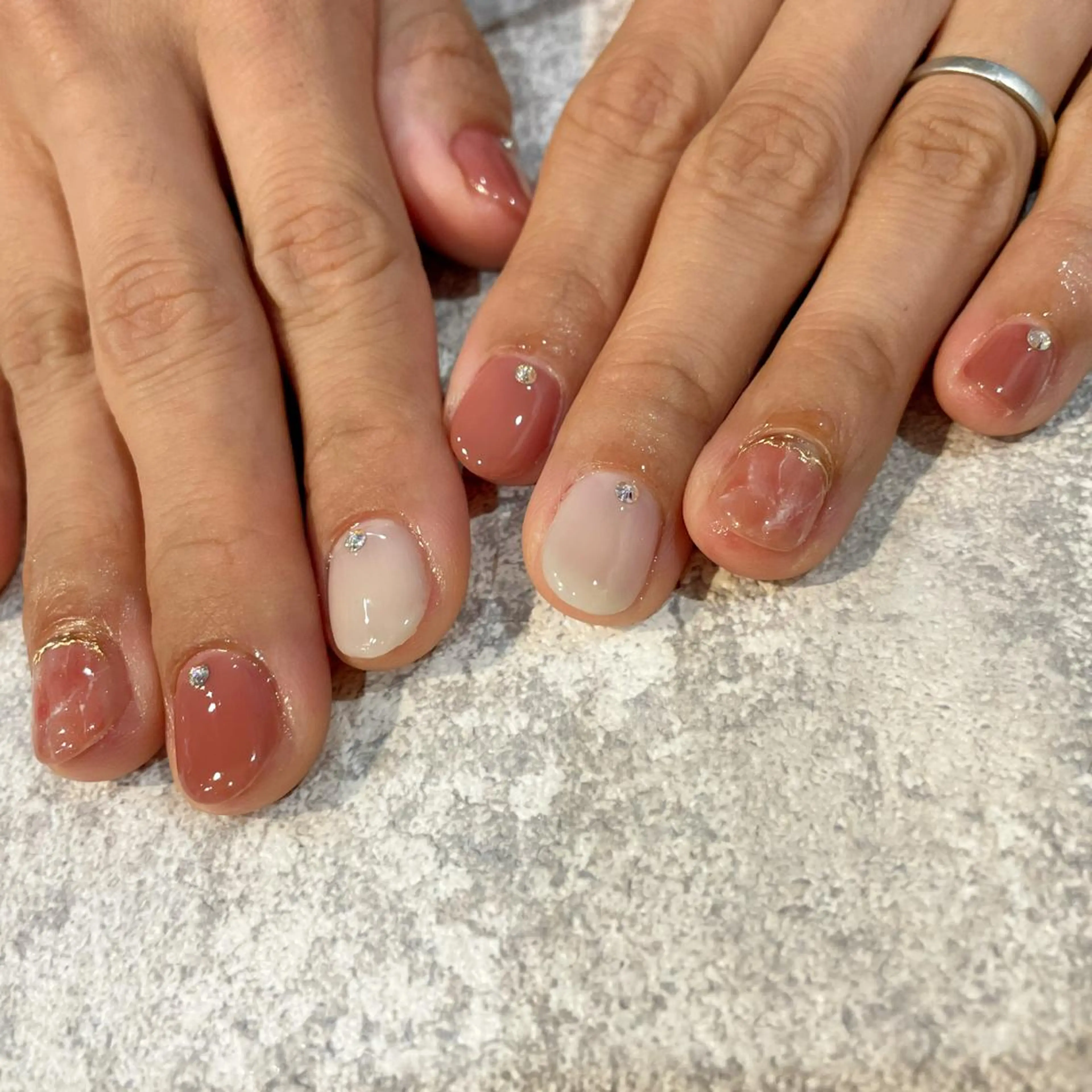 ネイル アートネイル 大理石ネイル(マーブル) ハンドネイル 舟橋 恭子のネイルデザイン