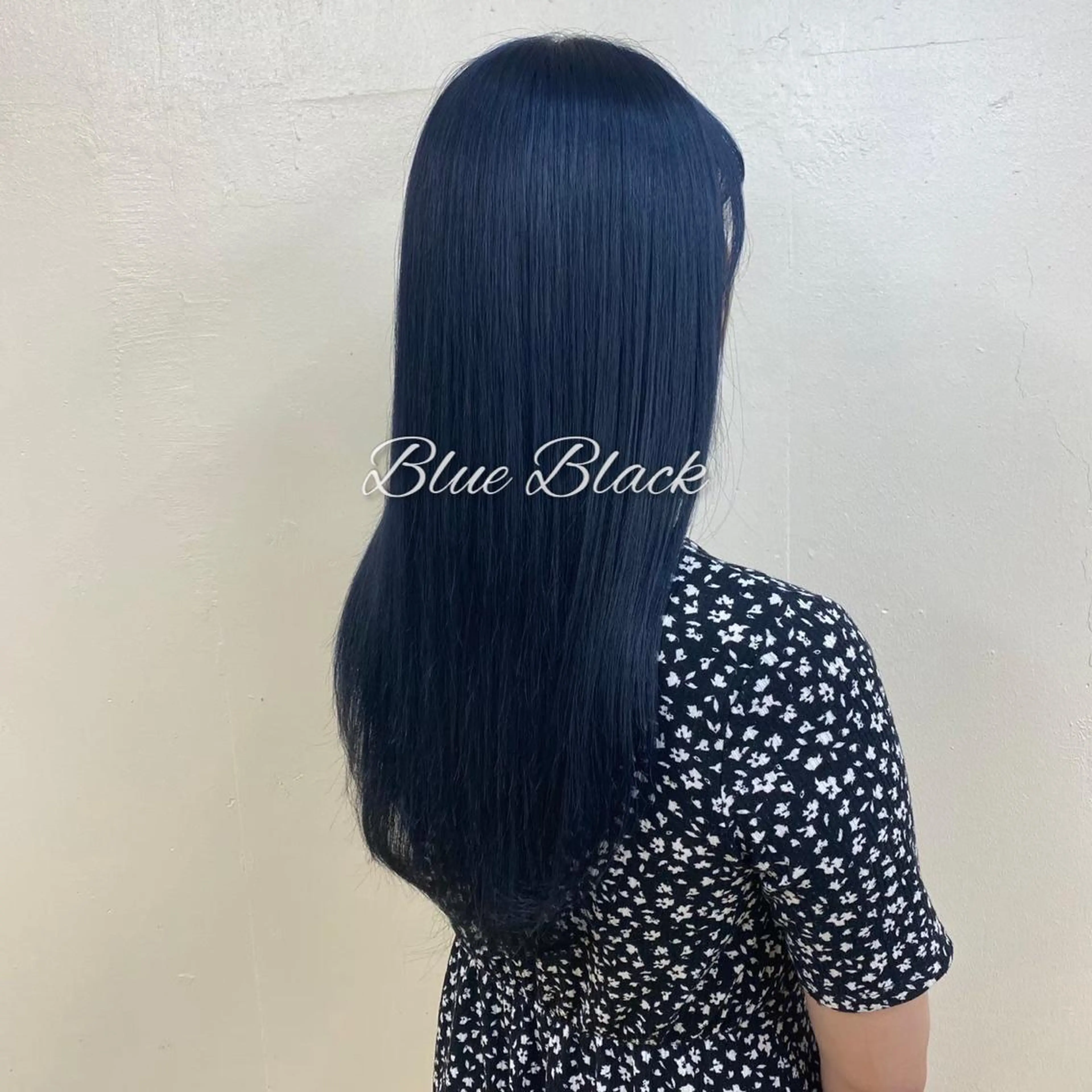 セミロング カラー 黒髪 ブルーカラー ブルーブラック サロウィン新宿三丁目East所属・顔周りレイヤー/新宿 /モテ艶カラー/航介のヘアスタイル