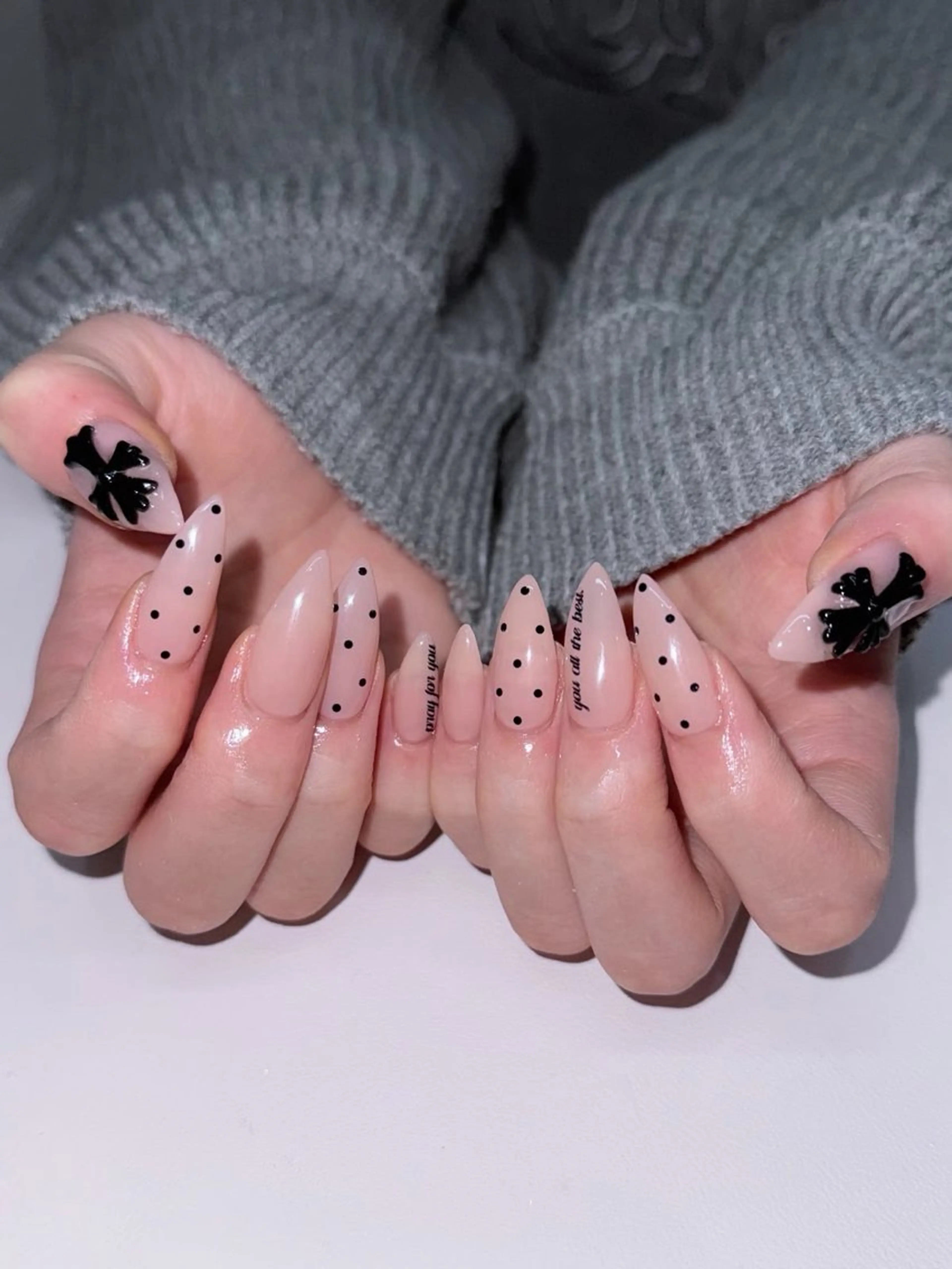 ネイル フレンチネイル キラキラネイル 韓国ネイル シンプルネイル ワンホンネイル ハンドネイル MEI Nailのネイルデザイン