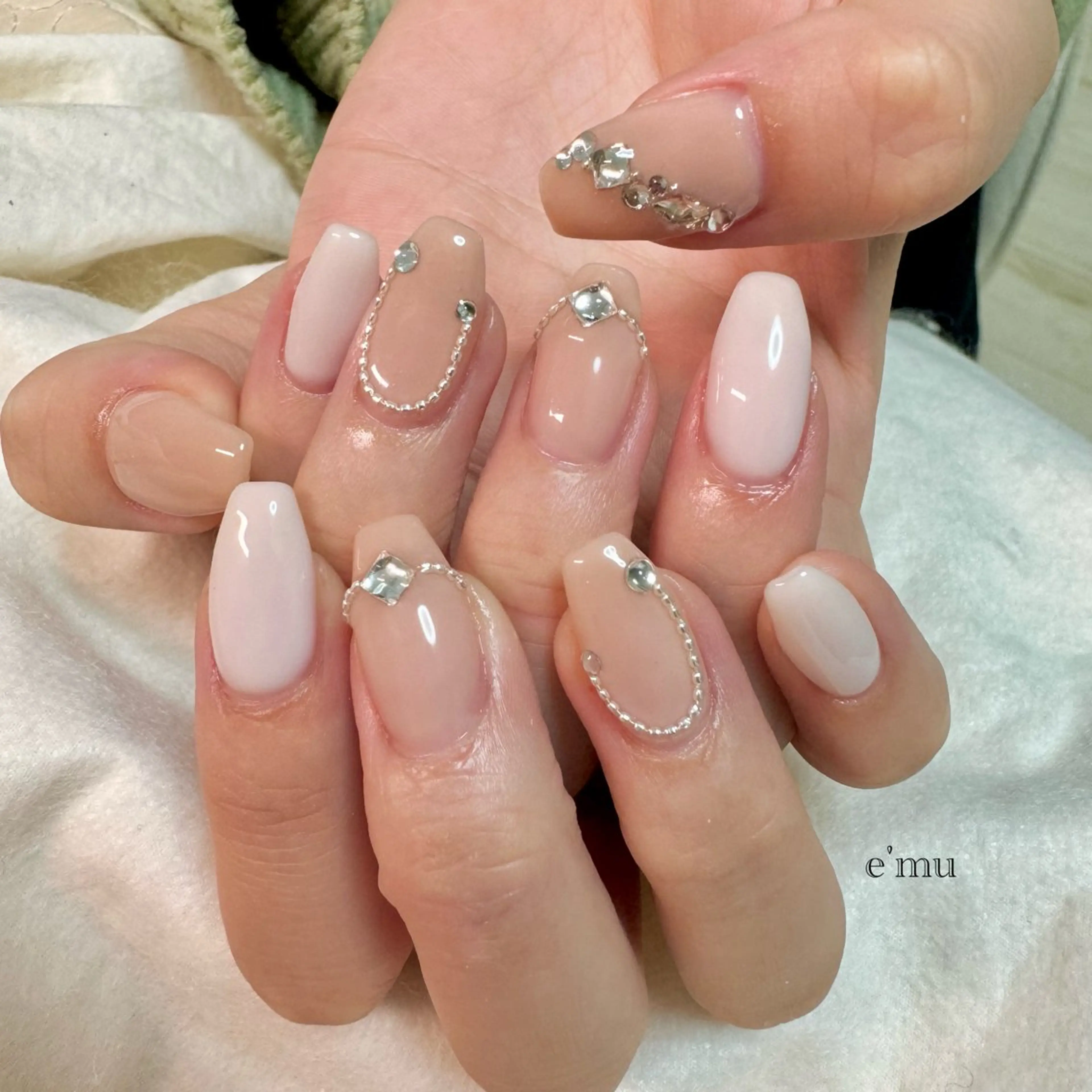 ネイル オフィスネイル ハンドネイル nail salon e'mu💐のネイルデザイン