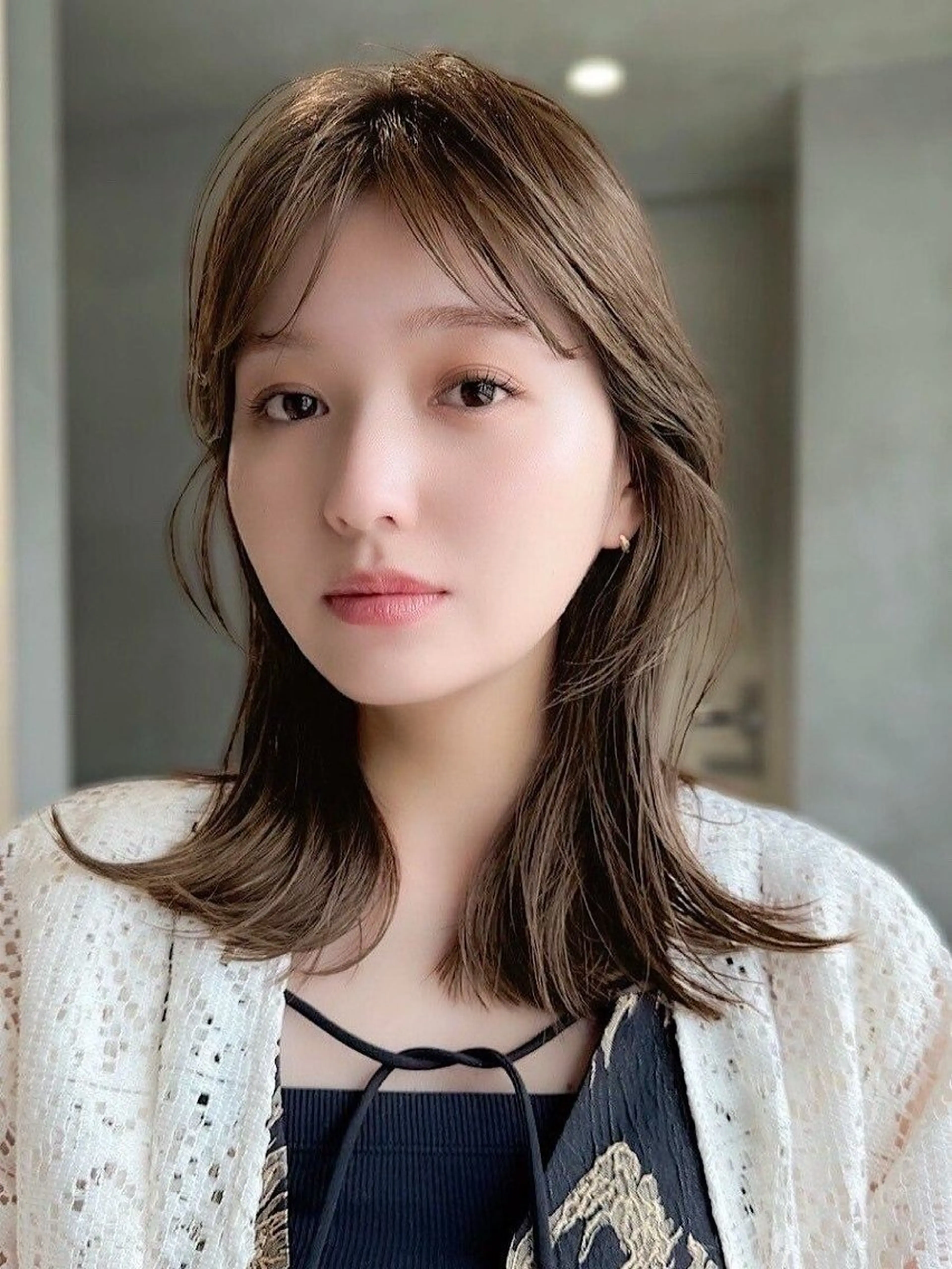 ミディアム カラー カット ヘアカラー お悩み解決縮毛矯正 レイヤー達人柴崎大樹のヘアスタイル