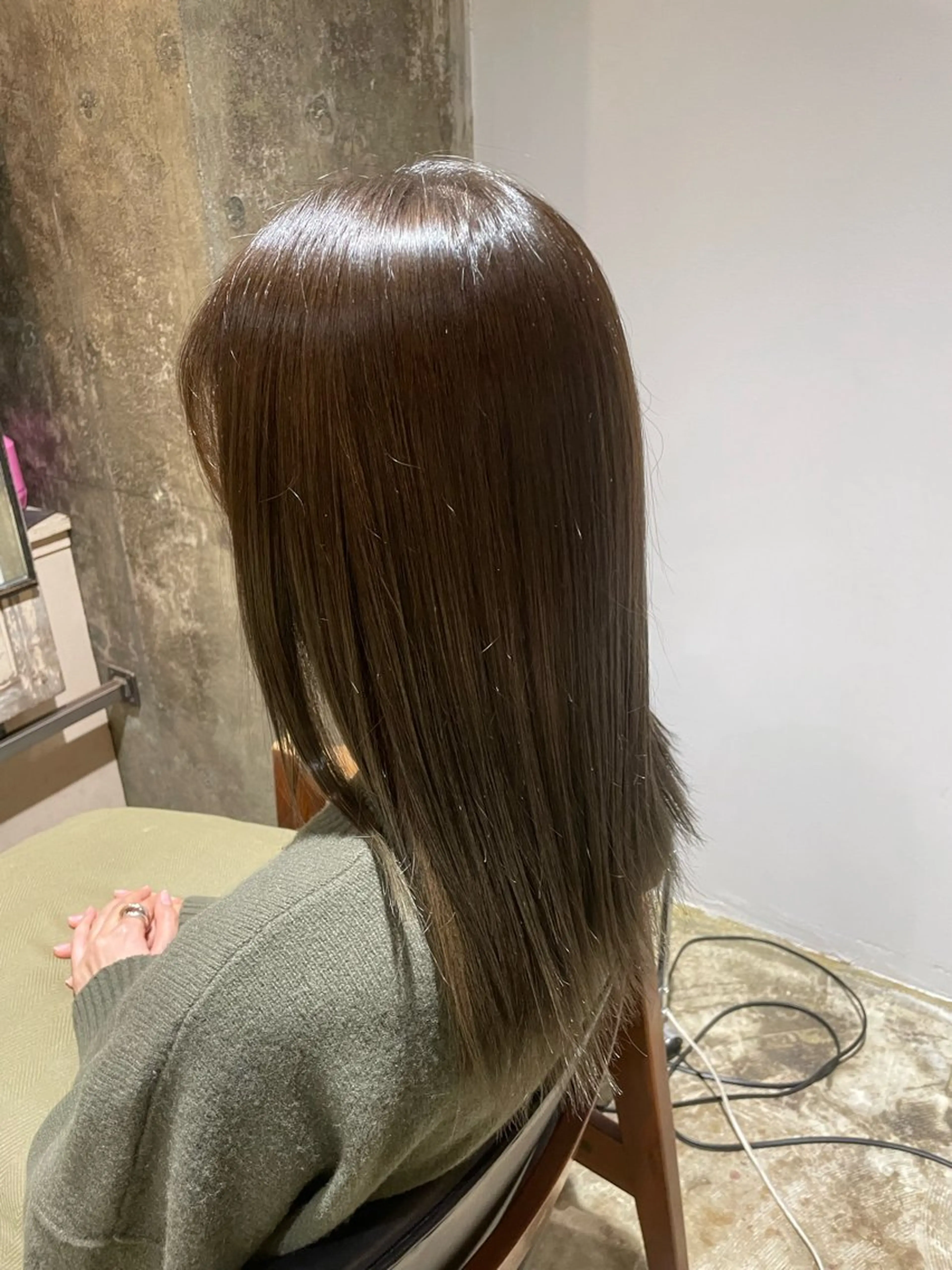 セミロング 舩津 菜月のヘアスタイル