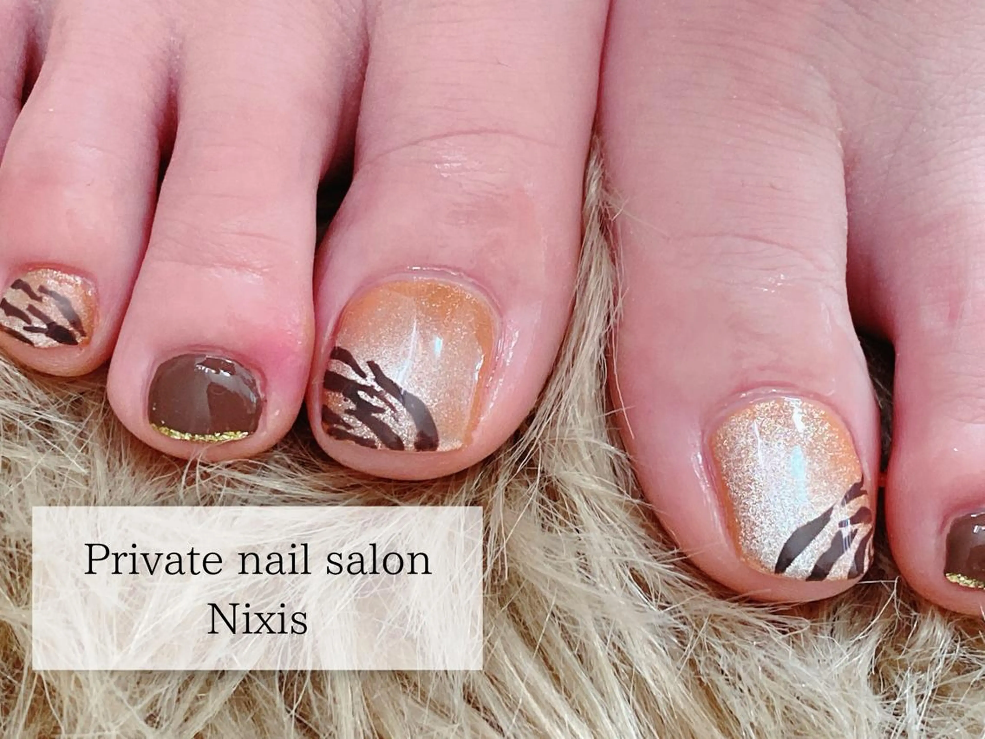 ネイル マグネットネイル 大人キレイ 𝑁𝑖𝑥𝑖𝑠のネイルデザイン