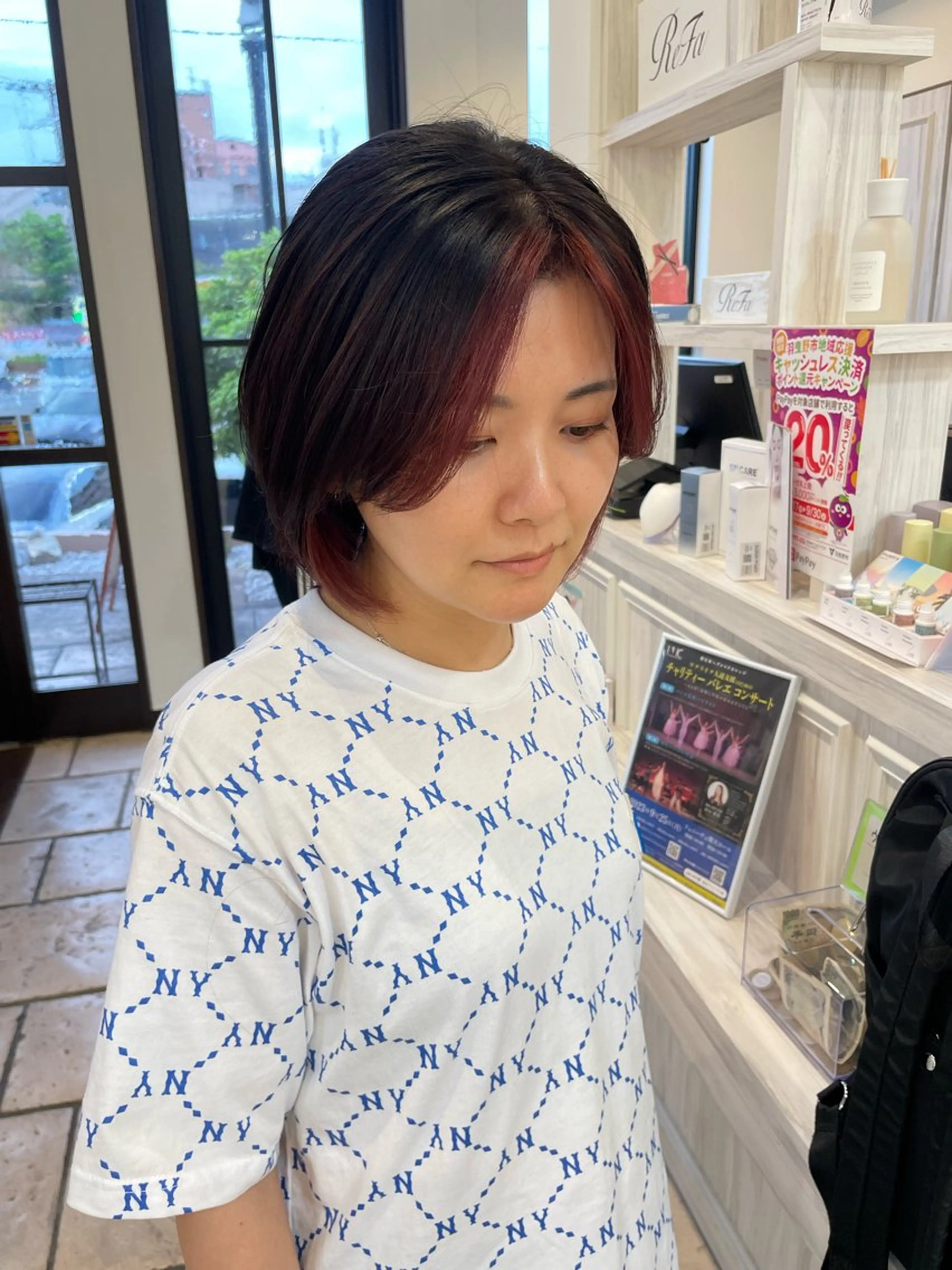 ミディアム カラー 堀 春奈のヘアスタイル