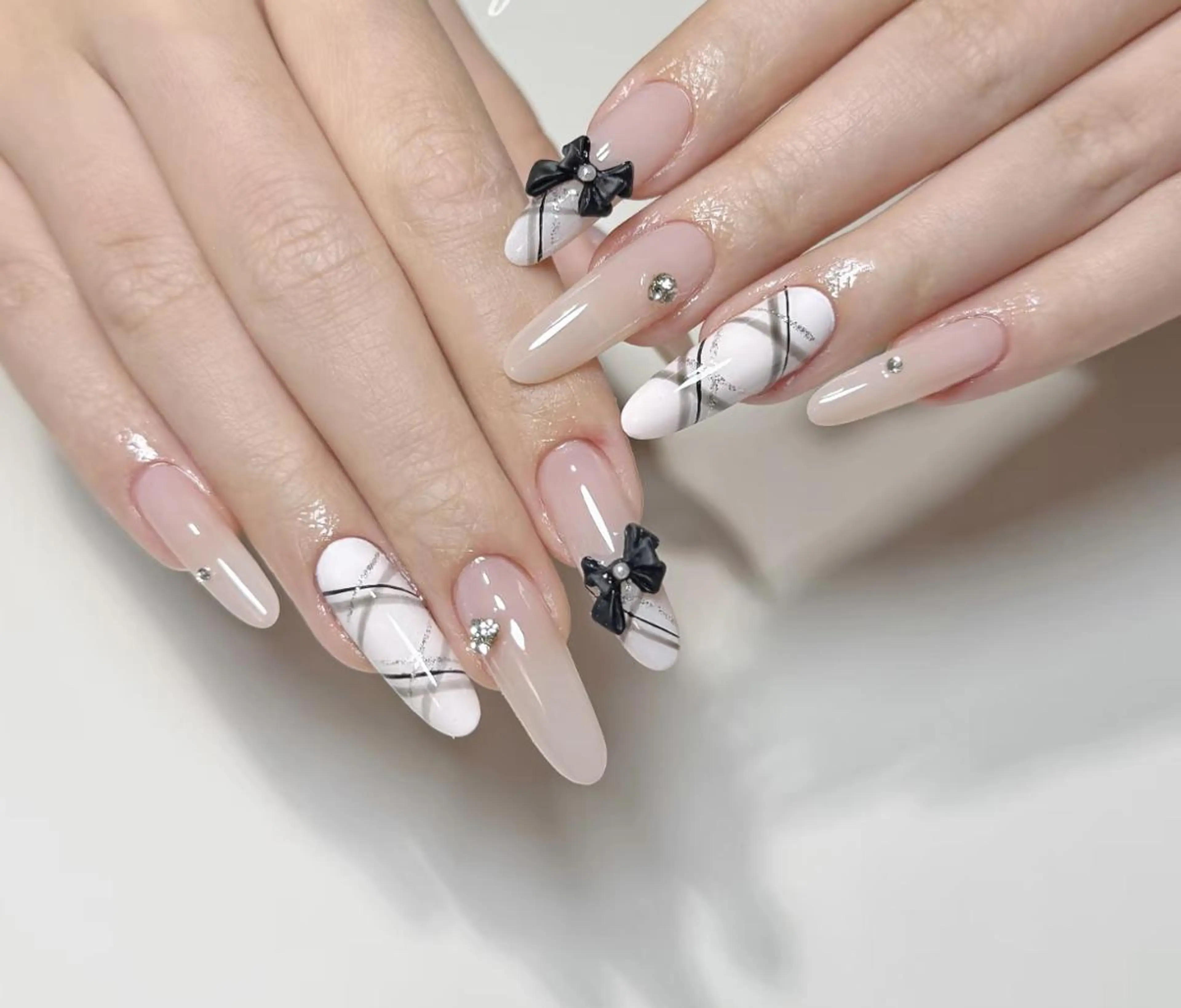 ネイル エリ🫧 nail池袋東口のネイルデザイン